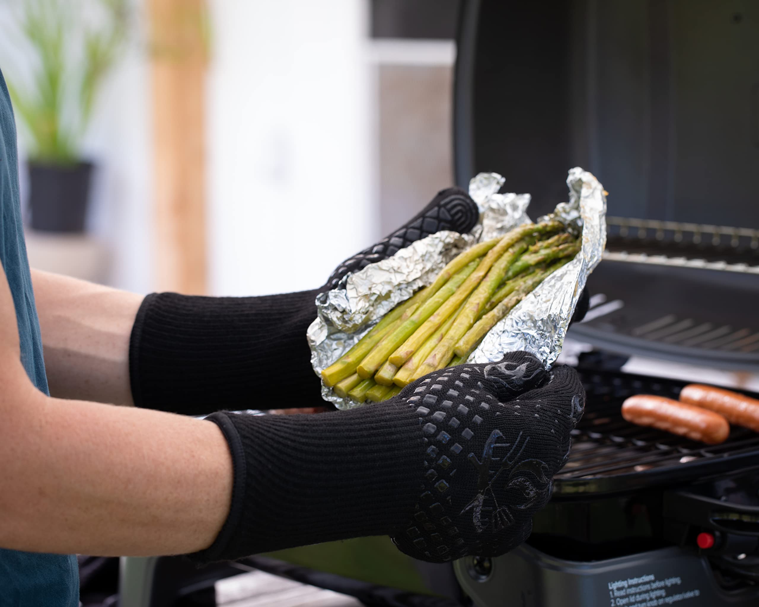 Heat Resistant BBQ Gloves - 1472°F High Temperature Grilling Gloves with Non-Slip Silicone Grip - Perfect for Outdoor Cooking, Barbecue, Oven Use, Baking & Kitchen Safety - Ideal for Grilling, Smoking, Camping & Backyard Parties