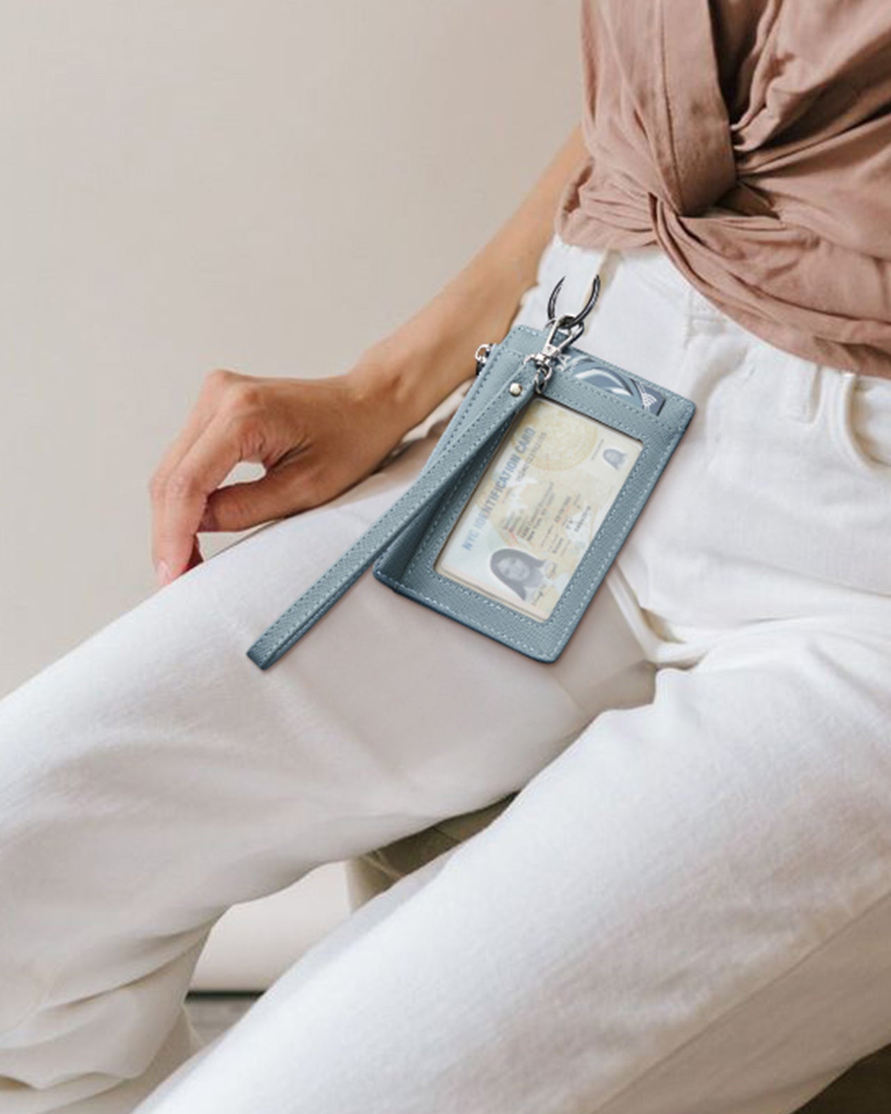 Lomy Slim Wristlet Keychain Wallet with Zipper Pocket - Compact RFID Blocking Card Holder for Women - Perfect for Travel, Shopping & Everyday Essentials