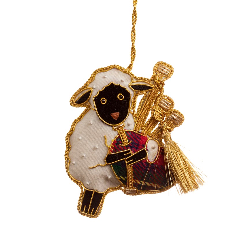 Handmade Scottish Bagpiping Sheep Figurine - Traditional Highland Decor for Home, Office, and Gift Giving | Perfect for Celtic-Themed Parties and Scottish Heritage Displays
