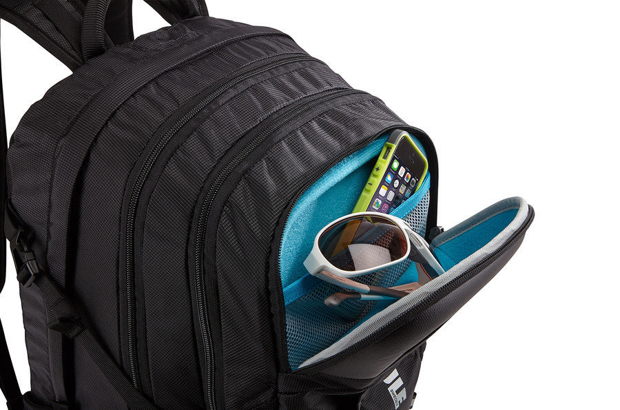 Thule EnRoute Escort 2 Daypack - Lightweight Durable Backpack for Hiking, Travel & Commuting - Perfect for Outdoor Adventures & Daily Use
