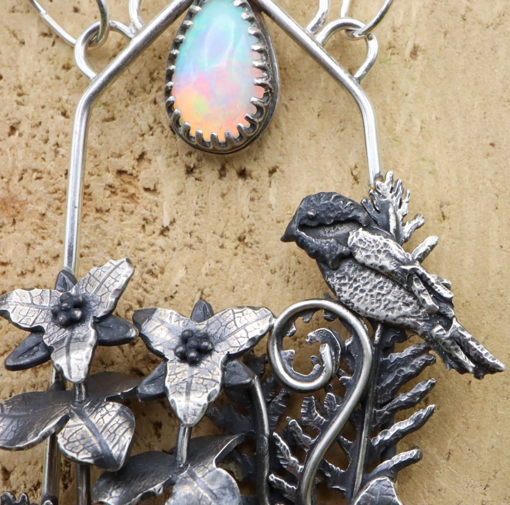 Vernal Pool Necklace - Handcrafted Bird Collection Jewelry for Nature Lovers | Perfect Gift for Birdwatchers & Outdoor Enthusiasts
