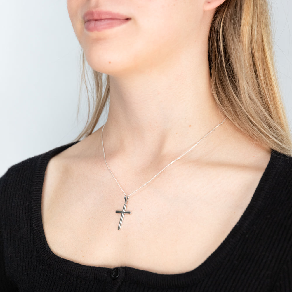 9ct White Gold Plain Cross Pendant for Women - Elegant Minimalist Necklace for Everyday Wear, Gift Giving & Religious Occasions
