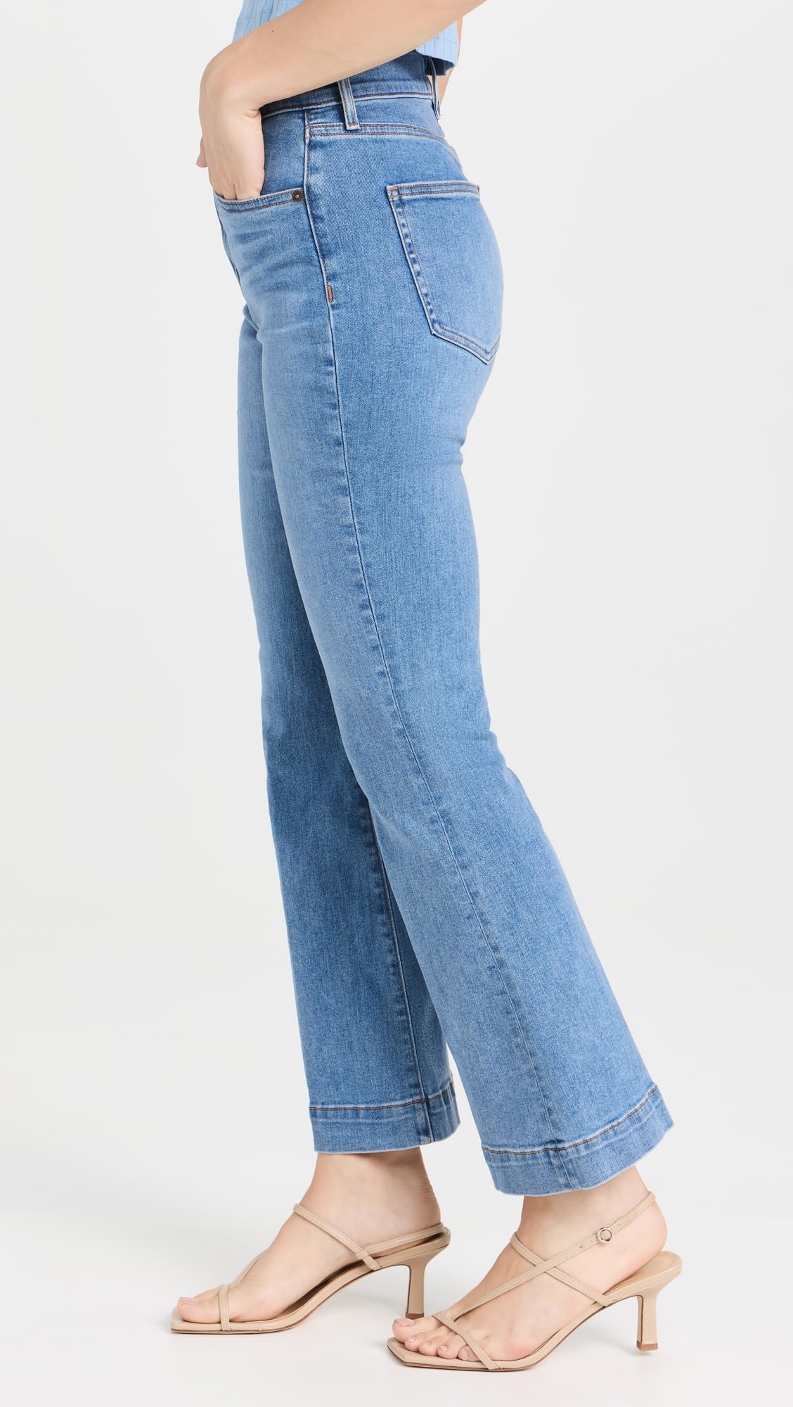 Veronica Beard Women's Carson Ankle Flare Jeans - High Waisted Stretch Denim Pants for Casual & Dressy Outfits | Perfect for Work, Date Night & Weekend Wear