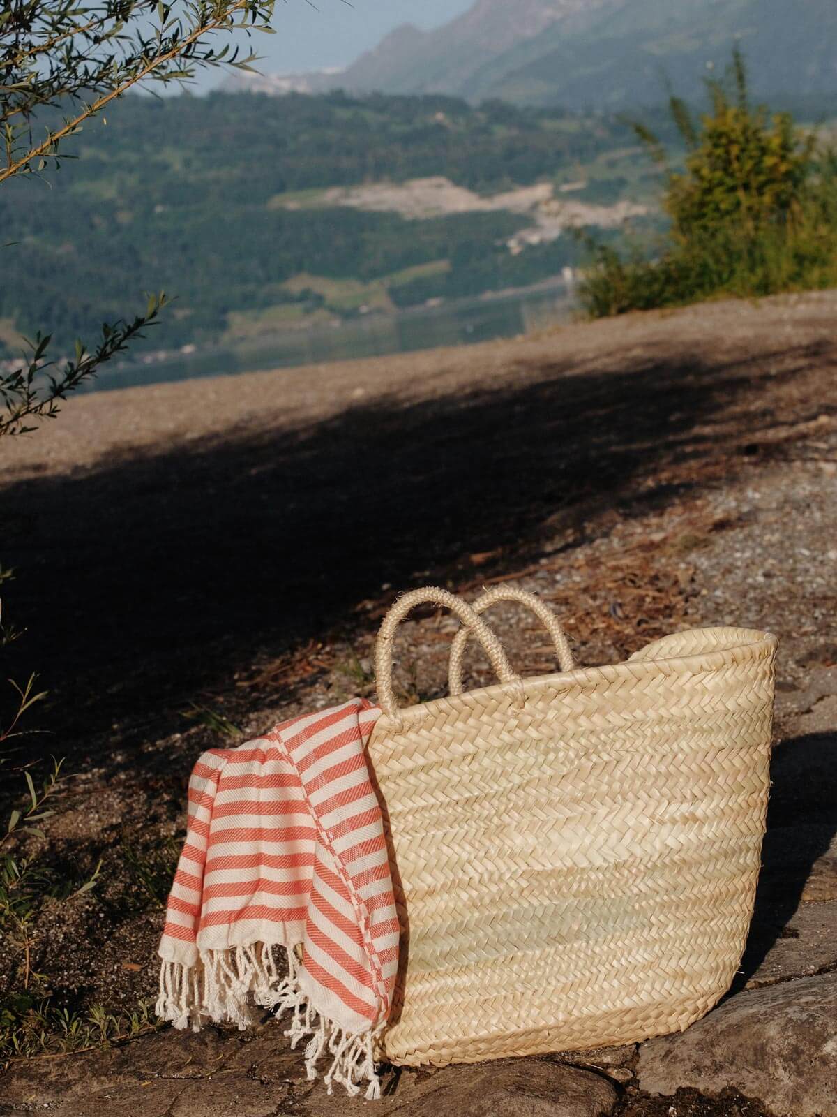 Premium Market Basket - Durable & Stylish Grocery Shopping Basket for Farmers Market, Picnics, and Home Storage | Eco-Friendly & Lightweight