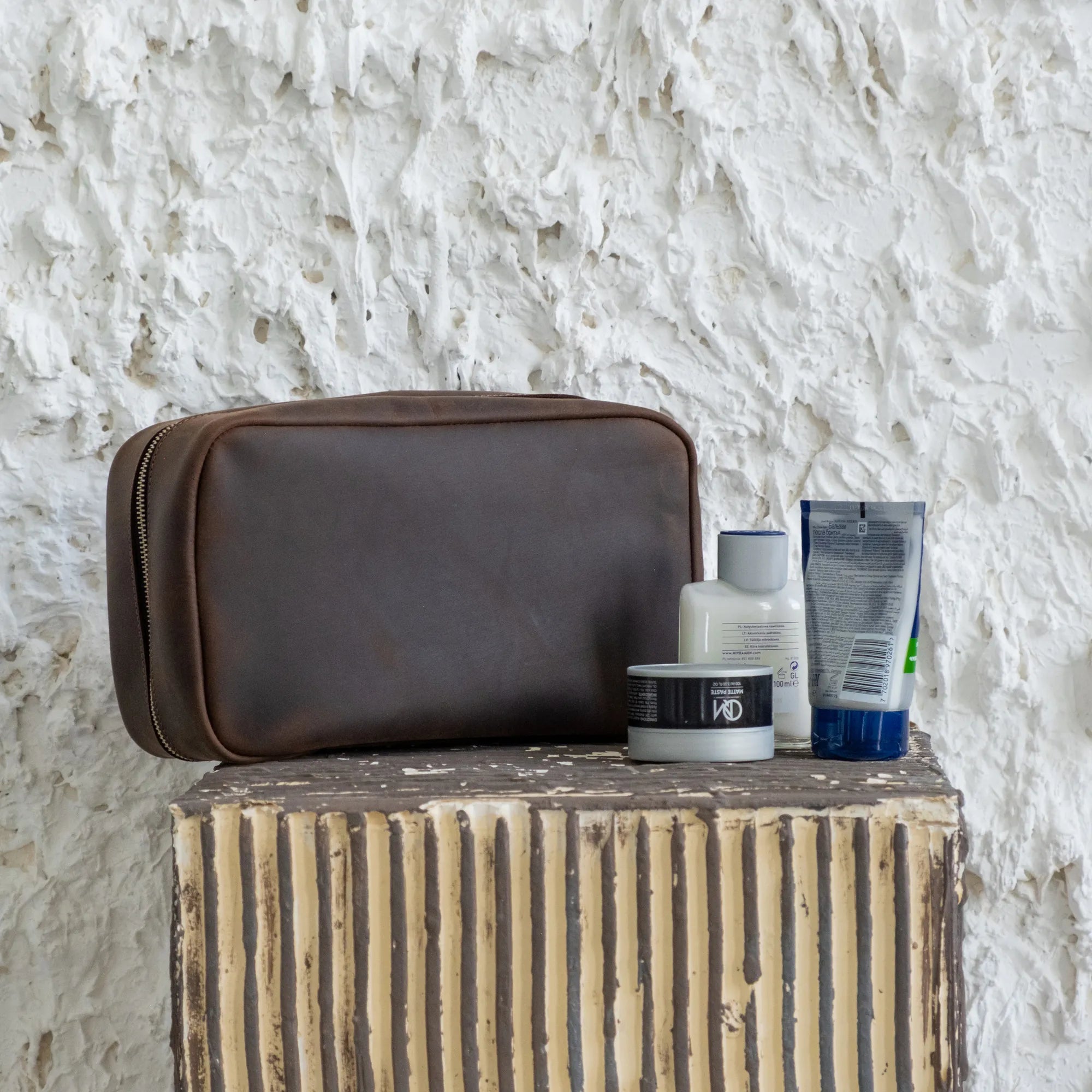 Premium Travel Toiletry Bag for Women & Men - Waterproof Cosmetic Organizer with Hanging Hook - Perfect for Vacation, Gym, Camping & Business Trips