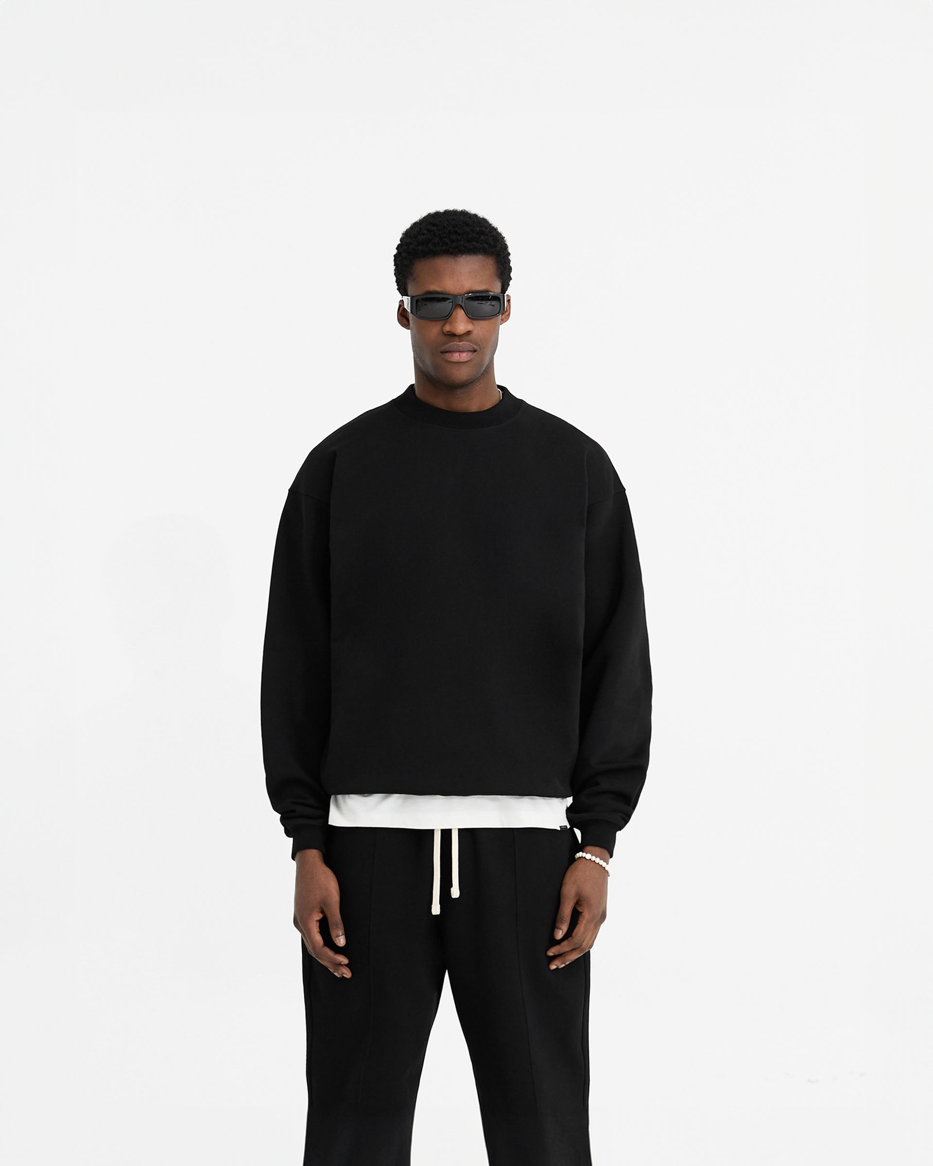Initial Oversized Sweater Black | Cozy Pullover Sweatshirt for Women | Perfect for Fall, Winter & Casual Outings