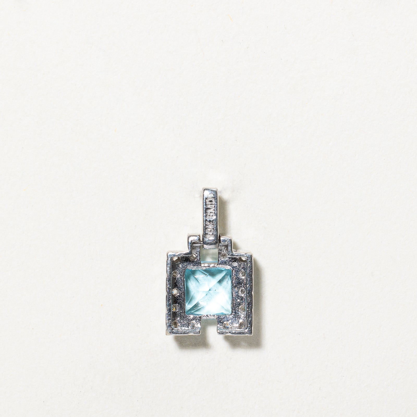 1.10ct Topaz & 0.03ct Diamond Pendant Necklace - Elegant Blue Gemstone Jewelry for Women - Perfect for Anniversary Gifts & Special Occasions