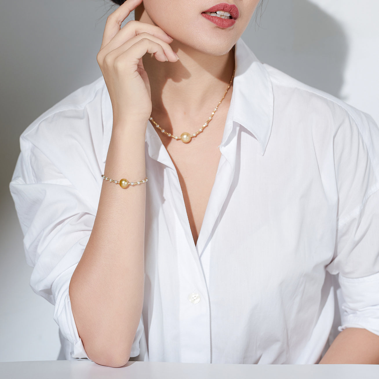 18K Solid Gold Saltwater Pearl Bracelet KB00019 | Elegant Women's Jewelry Gift for Wedding, Anniversary & Special Occasions | Perfect for Bridal, Party & Formal Events