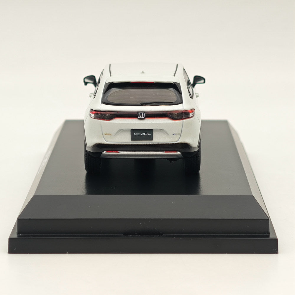 1/43 Scale Honda VEZEL Platinum White Pearl Diecast Model Car - Collectible Miniature Vehicle for Display, Gifts & Car Enthusiasts