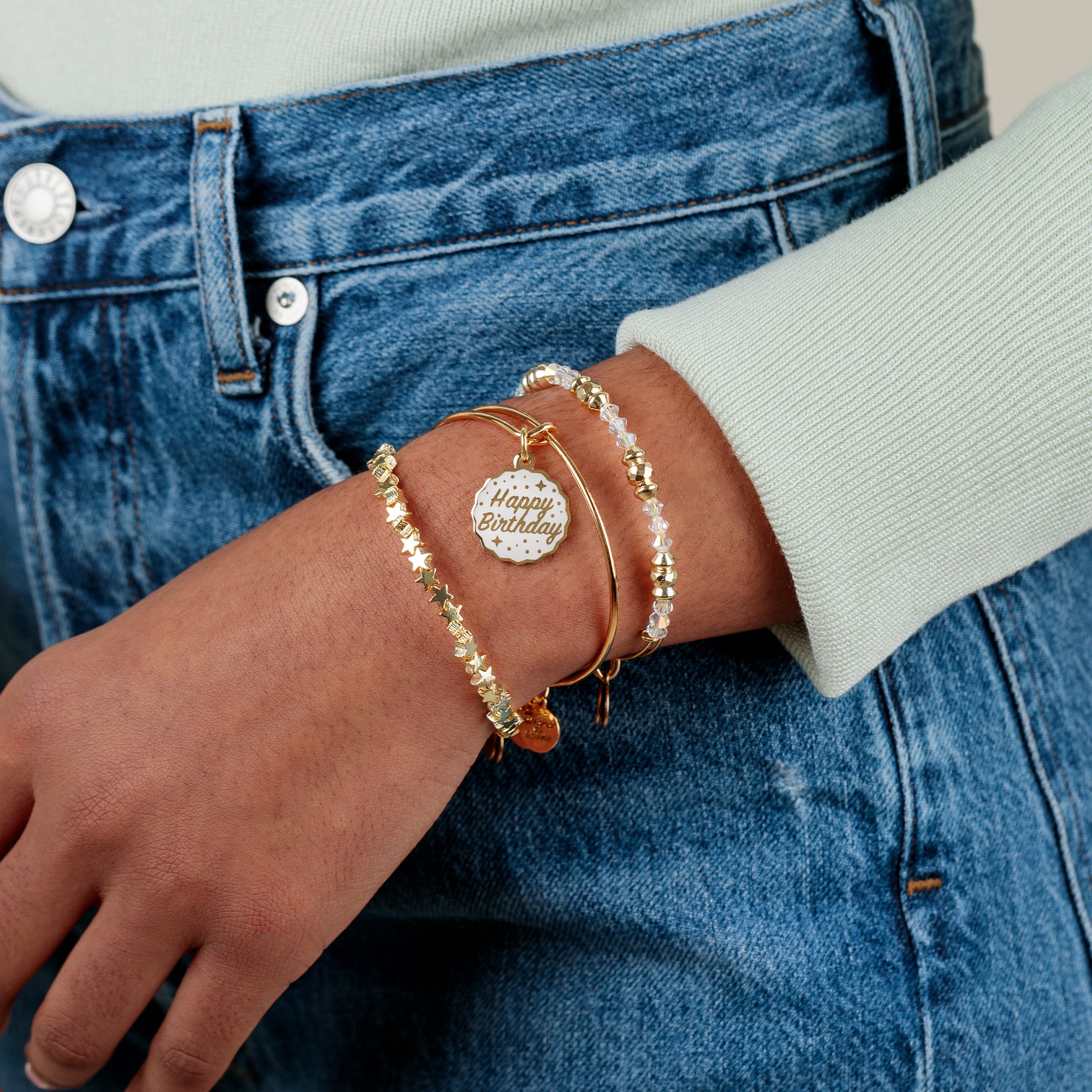 Happy Birthday Beaded Star Bangle Set - Trendy Beaded Bracelet Gift for Women & Girls - Perfect for Birthday Parties, Graduation & Special Occasions