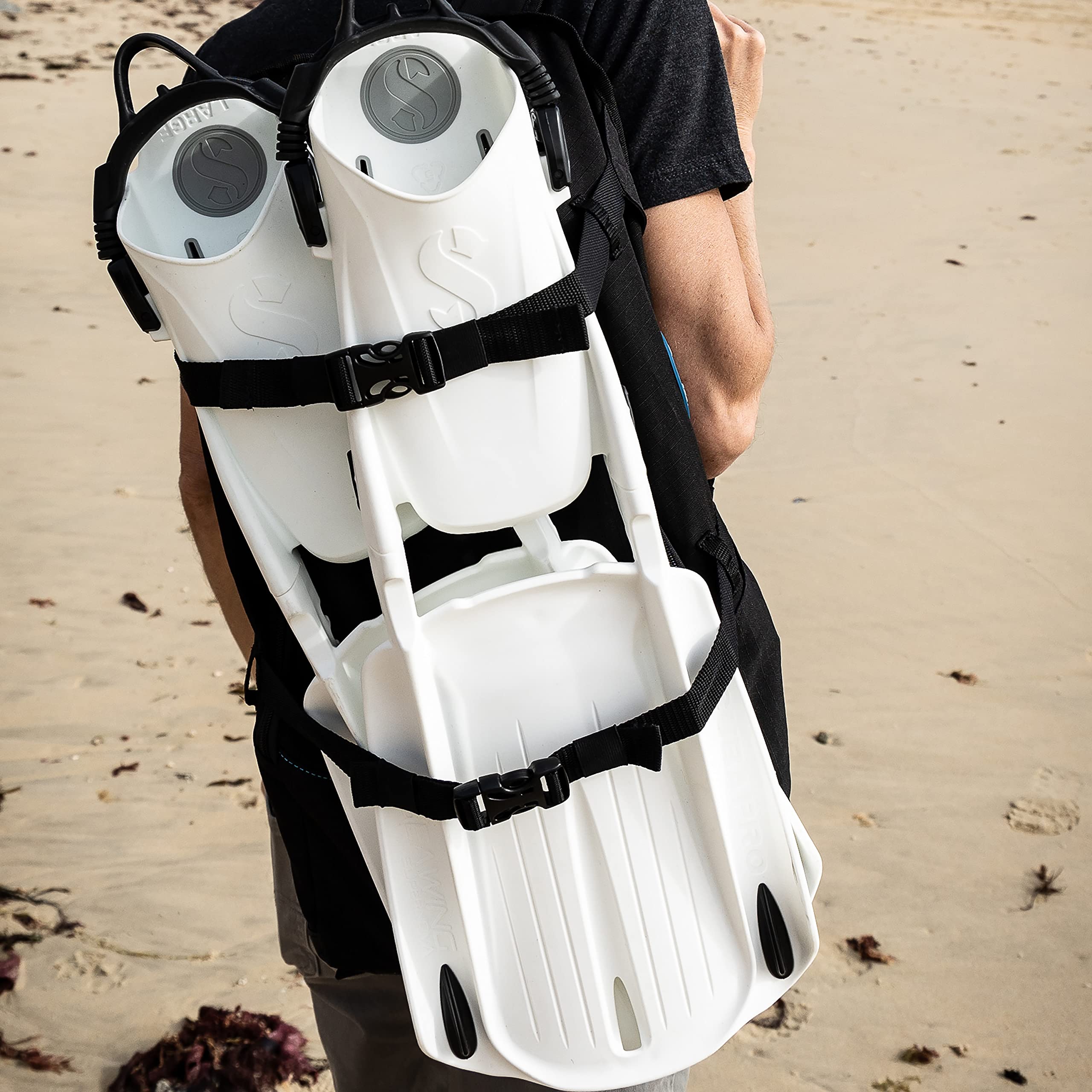 SCUBAPRO Hydros Pro Dive Gear Carry Bag - Waterproof & Durable Scuba Diving Equipment Storage for Travel & Beach Adventures