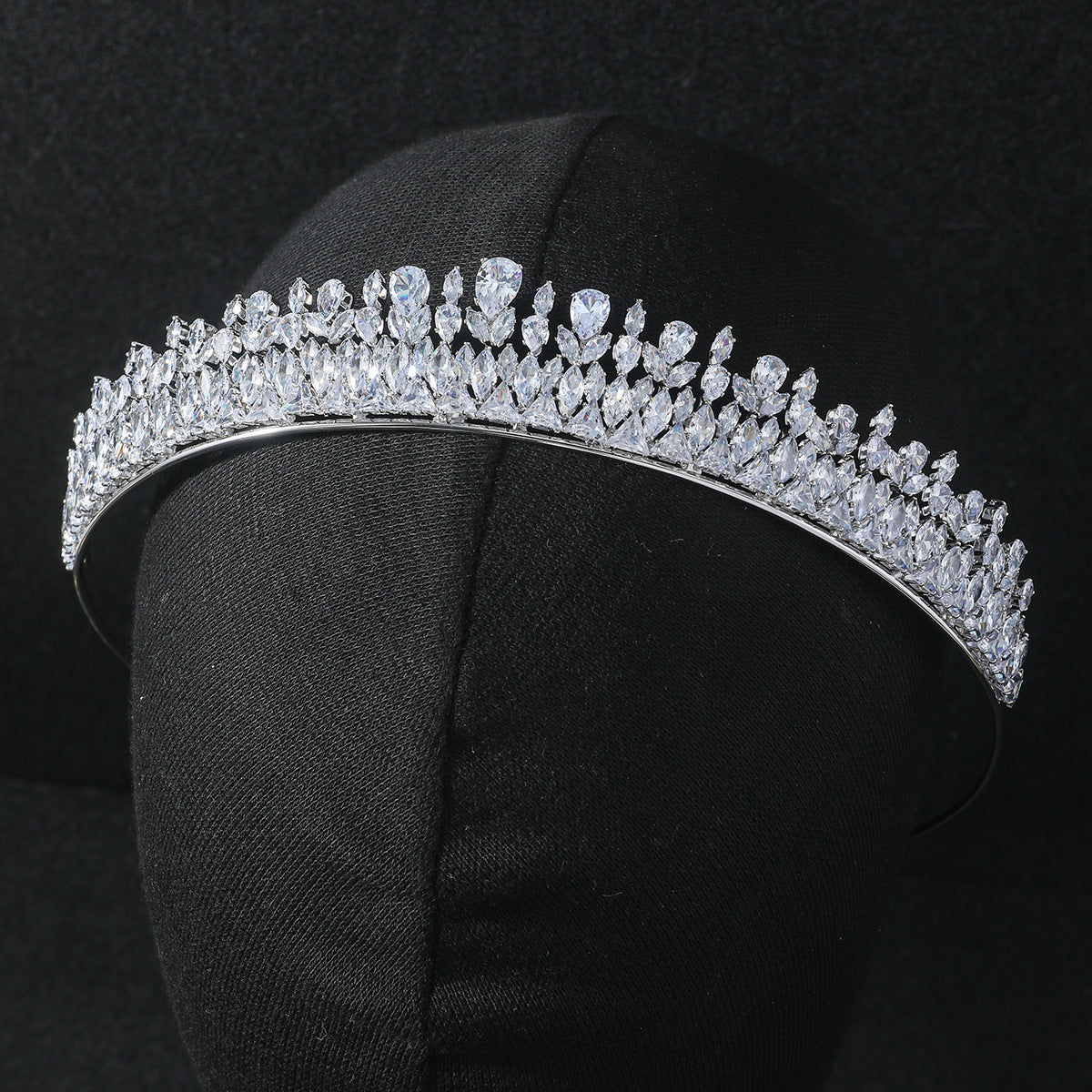 Handmade Silver Bridal Headband with 3A Zirconia Crystals – Elegant Wedding Hair Accessories for Women – Perfect for Bridal Showers, Weddings & Special Occasions