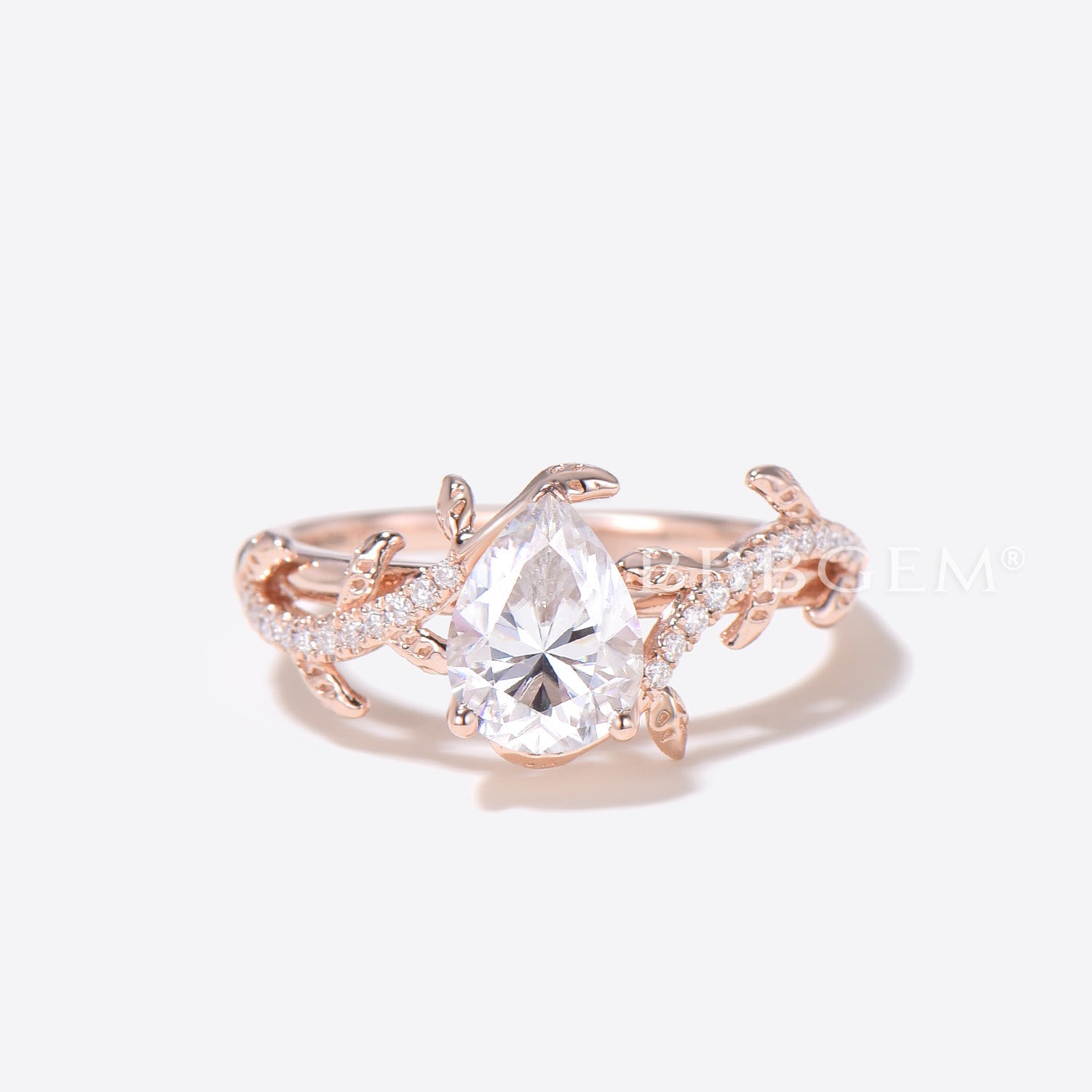 Lab Grown Diamond Teardrop Leaf Engagement Ring Set - IGI Certified Ethical Diamond Wedding Band for Women | Perfect for Proposals, Anniversaries & Bridal Jewelry