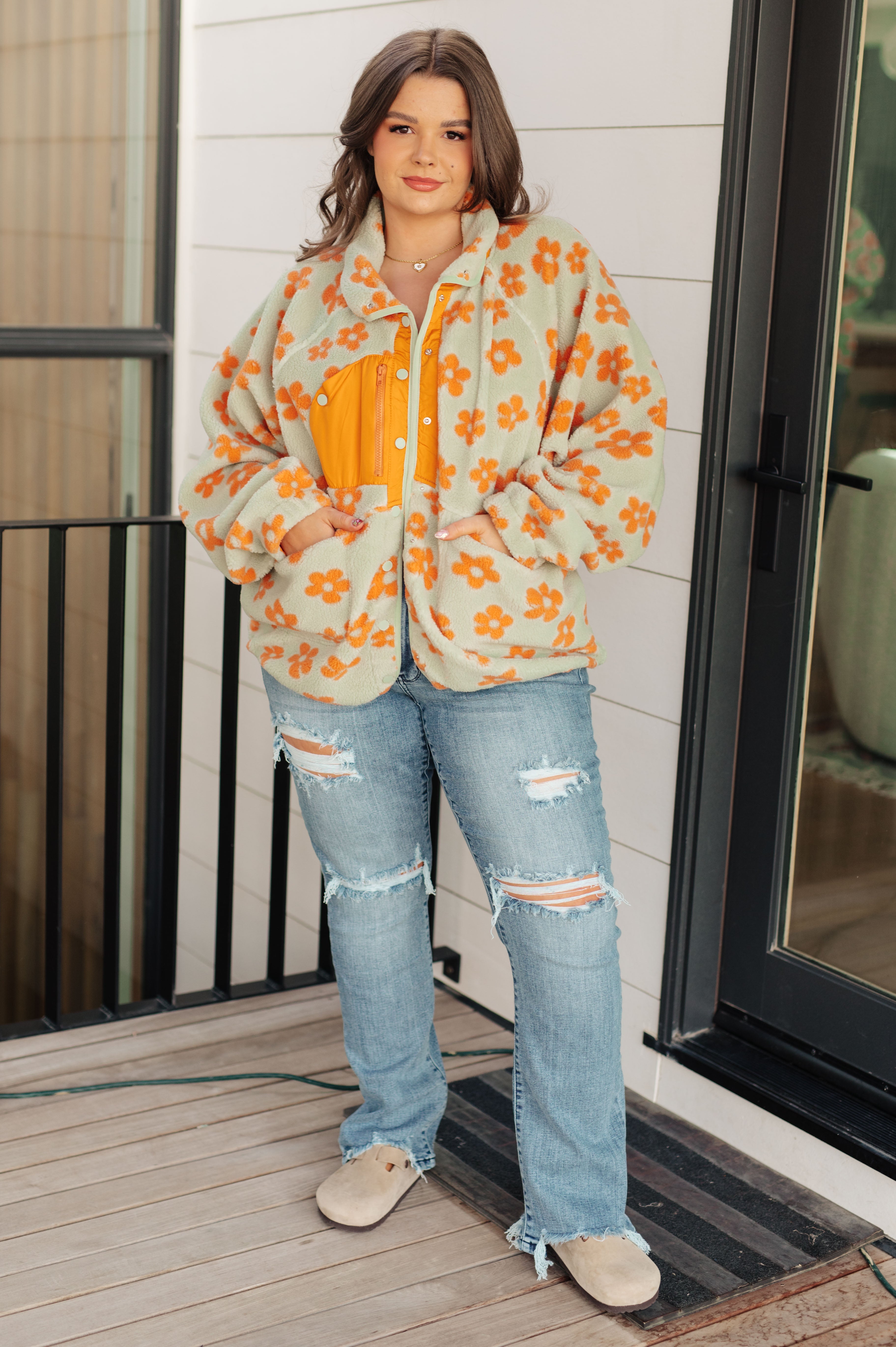 Love It Don't Leave It Floral Fleece Jacket for Women - Cozy Winter Outerwear - Perfect for Casual Outings, Date Nights & Fall Layering