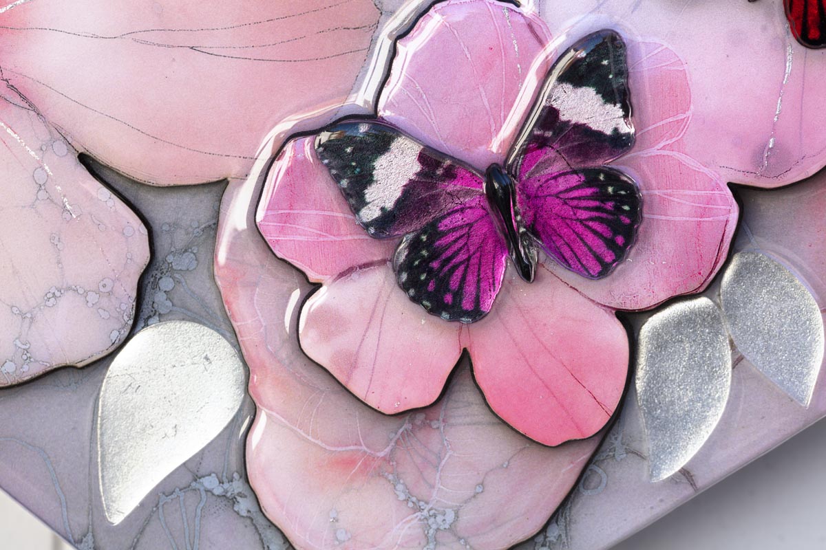 Heart Full Of Love Edition - Limited Sold Out - Perfect for Valentine's Gifts, Anniversary Presents & Romantic Decor