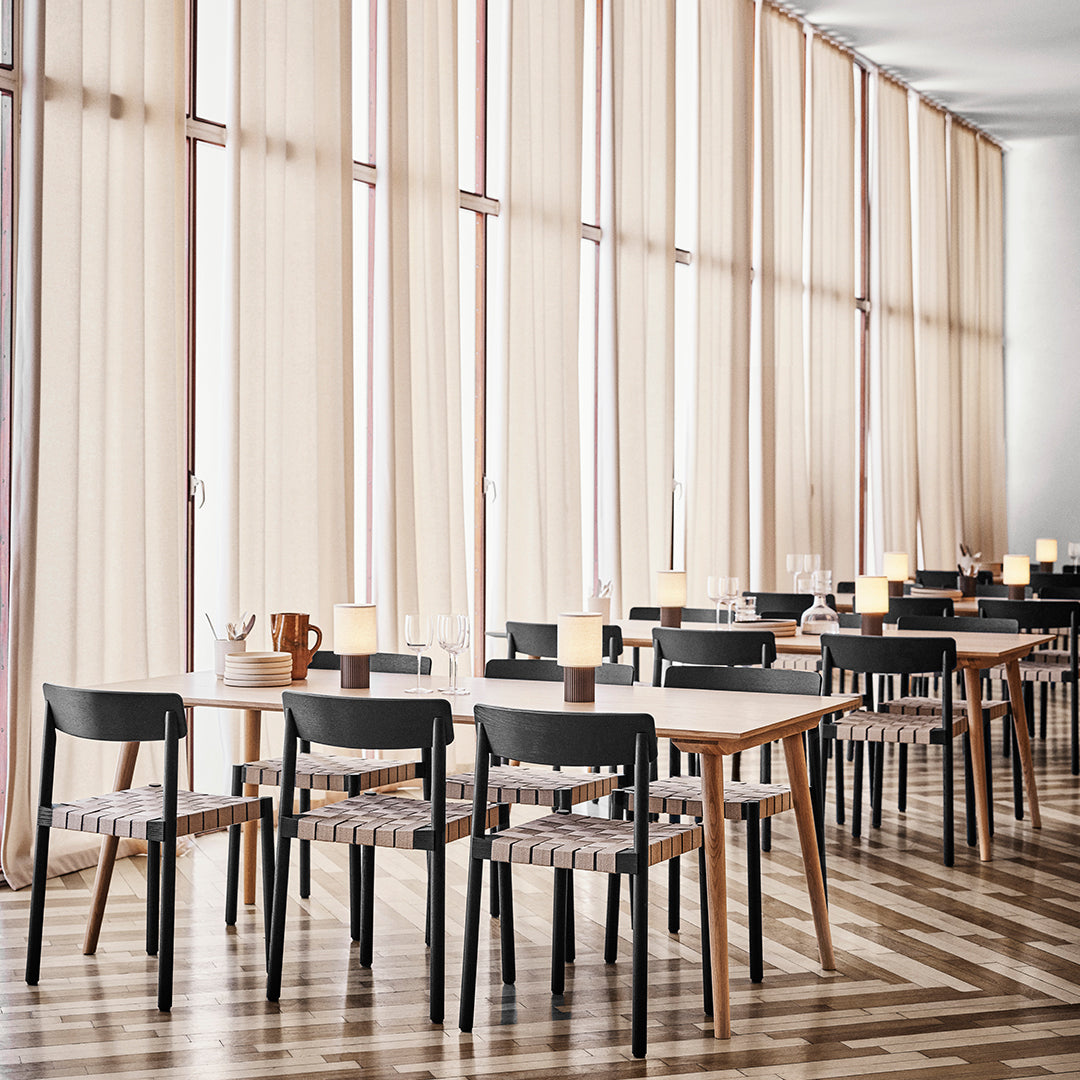 SK5 Modern Dining Table - Elegant & Durable for Kitchen, Dining Room, or Small Space - Perfect for Family Meals & Entertaining Guests
