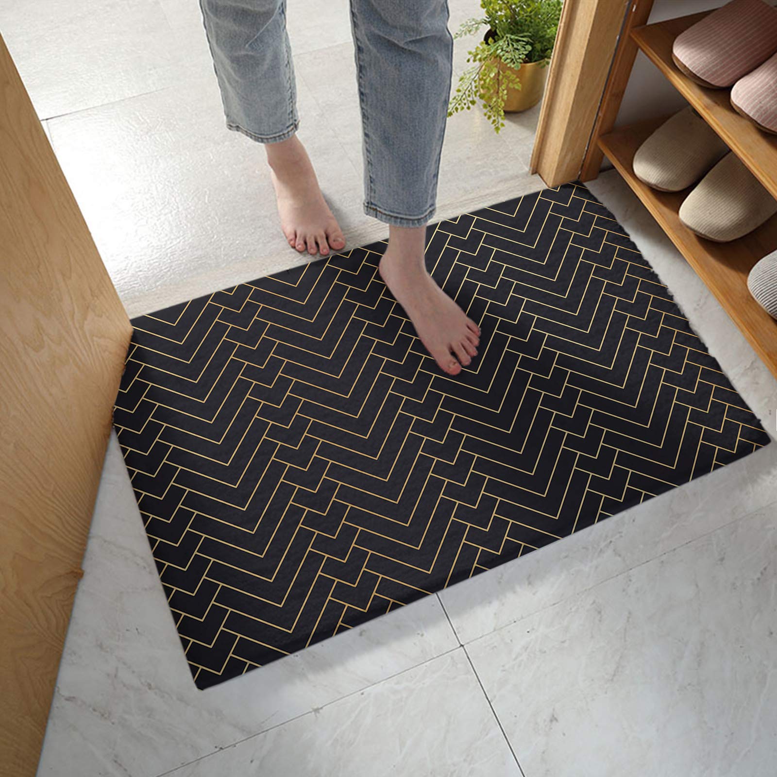 YOKOU Non-Slip Bathroom Rug - Soft Absorbent Microfiber Shaggy Plush Bath Mat with Geometric Herringbone Pattern in Gold & Black, 24