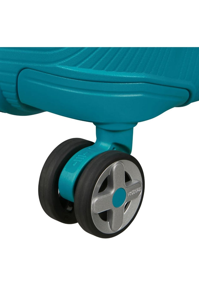 American Tourister StarVibe Medium Spinner Luggage - 24