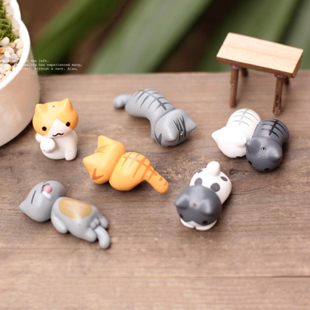 Mini Cute Cat Figurines for Fairy Garden - Tiny Kitty Landscape Ornaments, Home Decor for Succulents & Bonsai Plants - Perfect for DIY Crafts, Tabletop Displays and Gift Giving (Random Style)