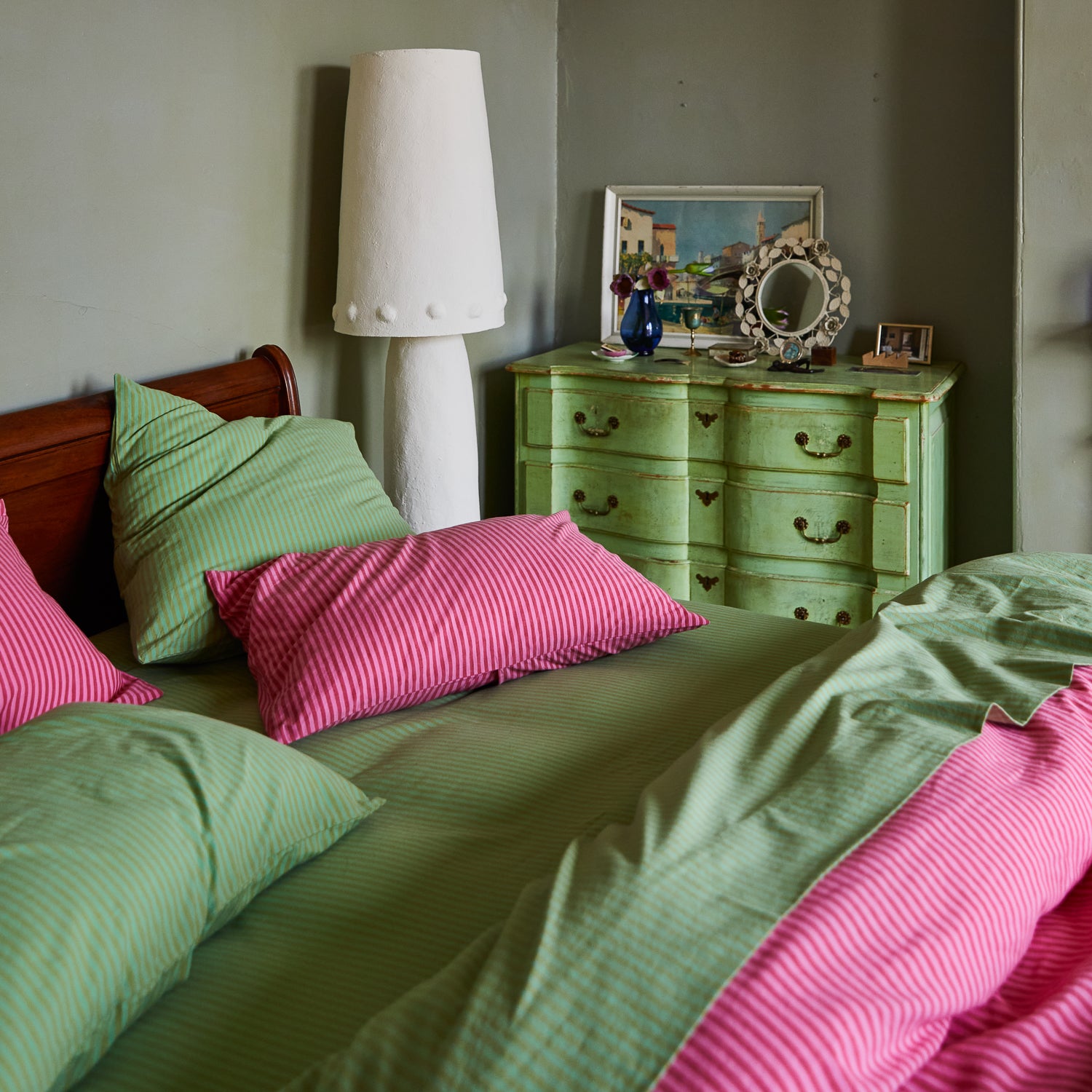 Premium Cordell Cotton Sheets - Emerald Green Luxury Bedding Set for Ultimate Comfort | Soft & Breathable for All Seasons | Perfect for Master Bedroom, Guest Room & Vacation Homes