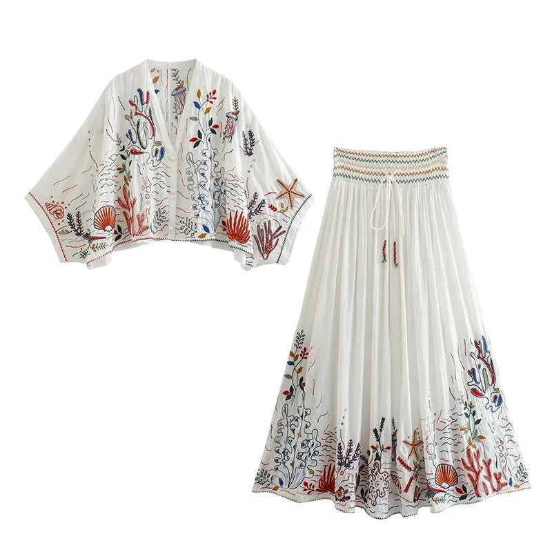 Vintage Batwing Sleeve Women's Autumn Outfit Set - Floral Embroidery Paisley Print V-Neck Button Down Tiered Mini Skirt Dress Suit for Fall Fashion, Date Nights & Boho Chic Style