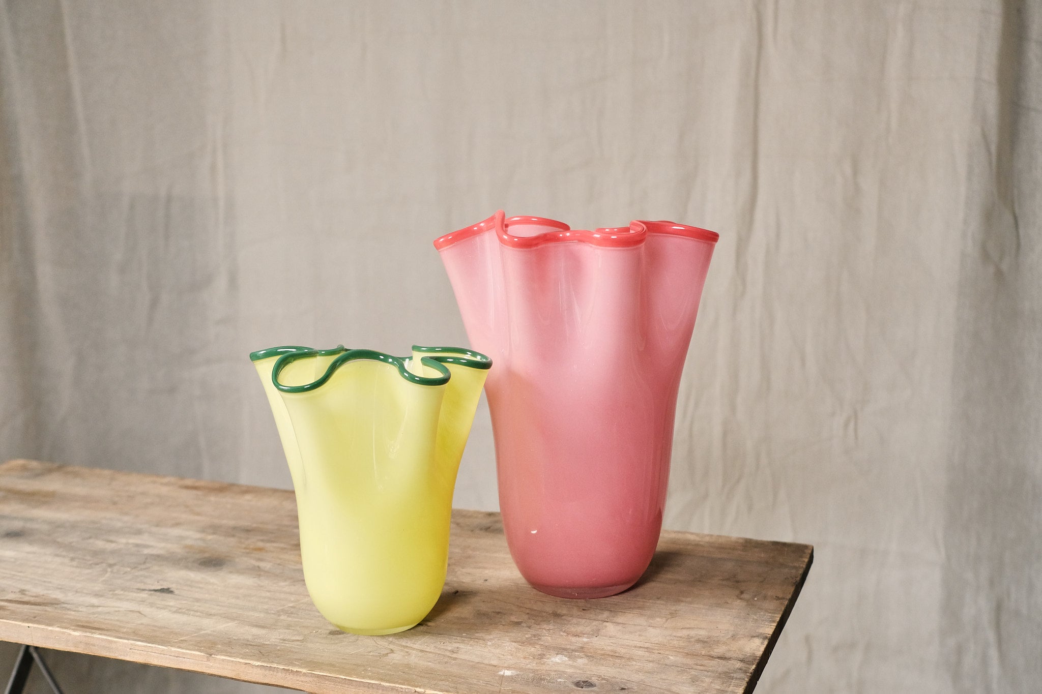 Elegant Bright Pink Ruffle Vase - Handcrafted Ceramic Home Decor for Floral Arrangements, Wedding Centerpieces & Boho Chic Interior Design