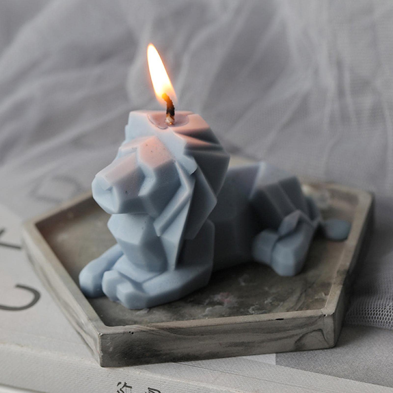 Naysku Geometric Lion Silicone Candle Mold for DIY Aromatherapy Candles, Handmade Soap, Plaster & Resin Crafts - 3.27x2.17 Inches - Perfect for Home Decor, Gifts & Relaxation Therapy