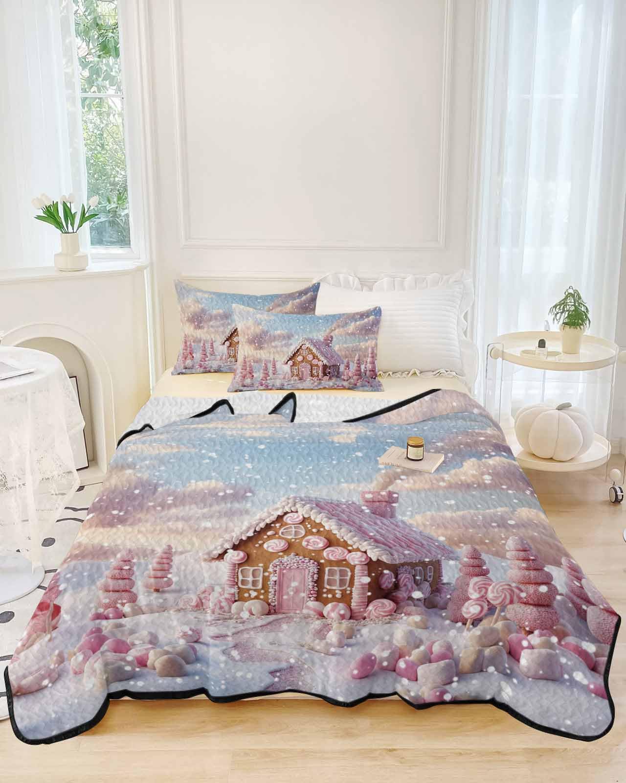 Pink Christmas Village Quilt Set - Full Size 3-Piece Microfiber Bedding with Pillow Shams | Lightweight Summer Quilt & All-Season Coverlet | Cozy Holiday Decor for Bedroom, Guest Room & Dorm