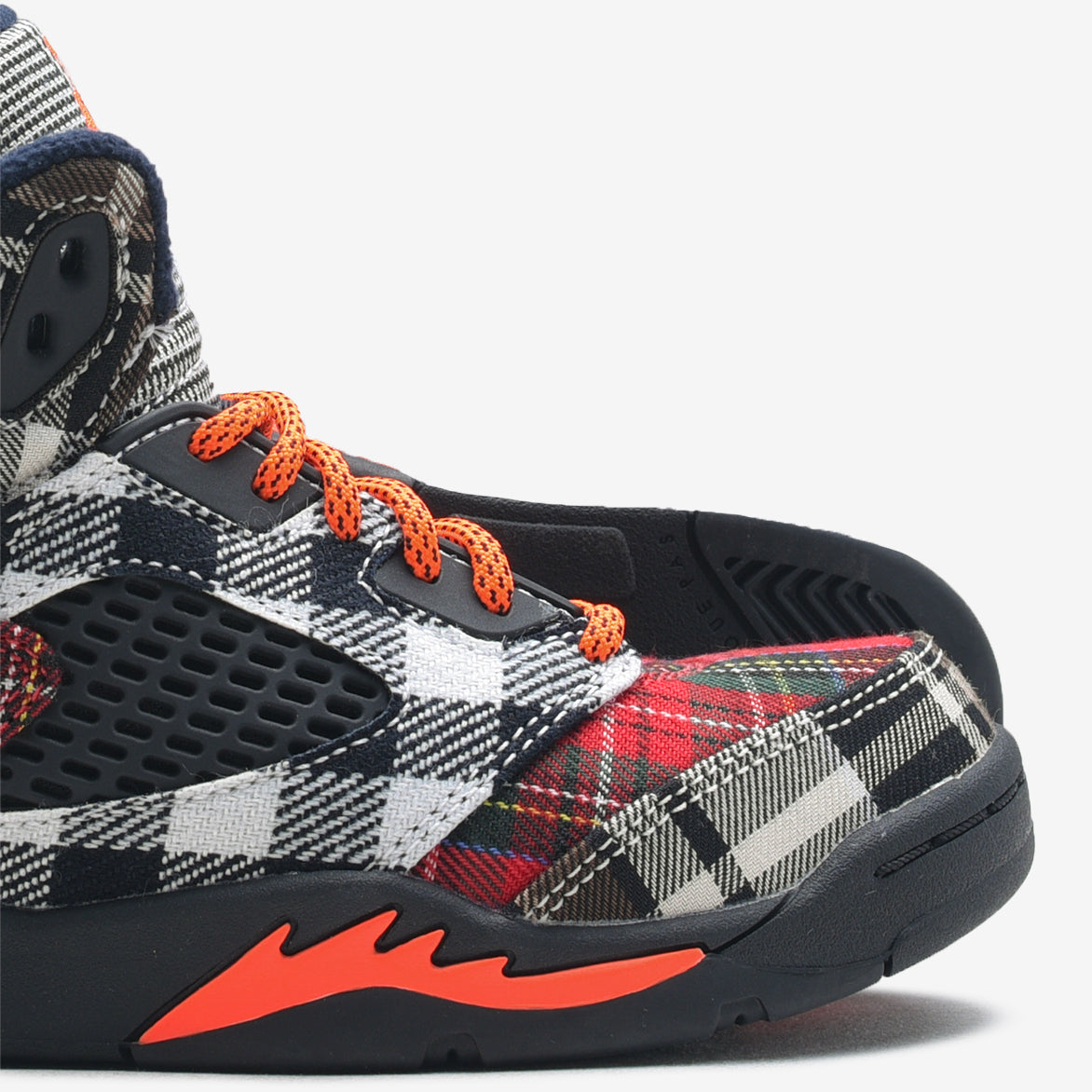 Air Jordan 5 Retro (PS) Plaid Basketball Shoes - Men's/Women's High-Top Sneakers for Sports & Streetwear Fashion