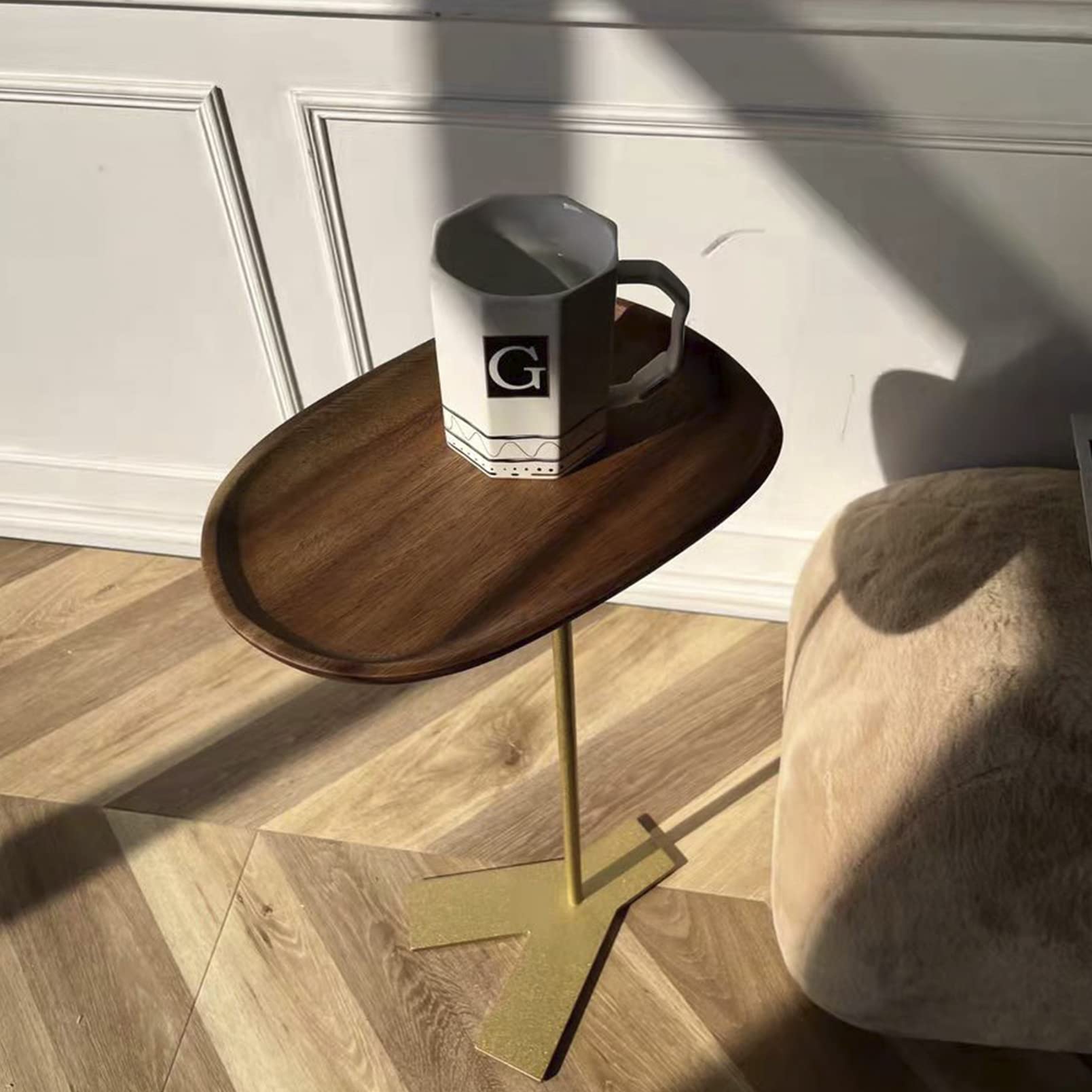 Modern Solid Wood Side Table with Metal Pole - Small C End Table for Living Room, Sofa, Bedroom Nightstand - Anti-Collision Coffee Table for Snacks, Drinks, Books & TV Tray - Perfect Gift for Home Decor (Gold) - Ideal for Small Spaces, Apartments & Dorm Rooms
