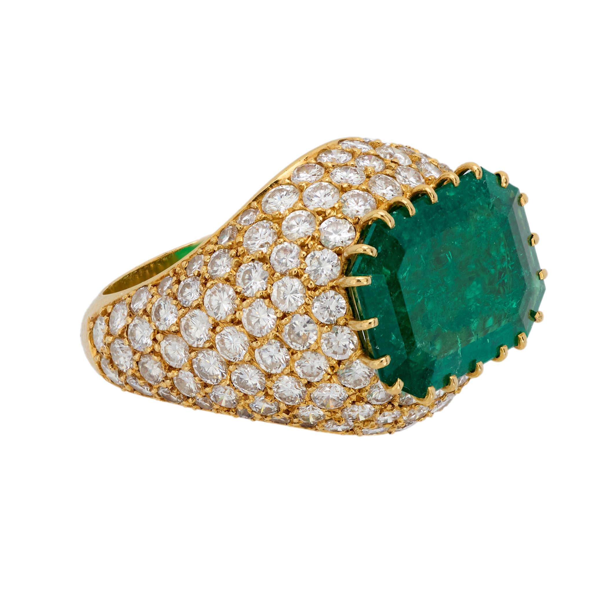 Boucheron 4.87 Carat Colombian Emerald Diamond 18K Gold Ring for Women | Luxury Engagement & Wedding Jewelry Gift