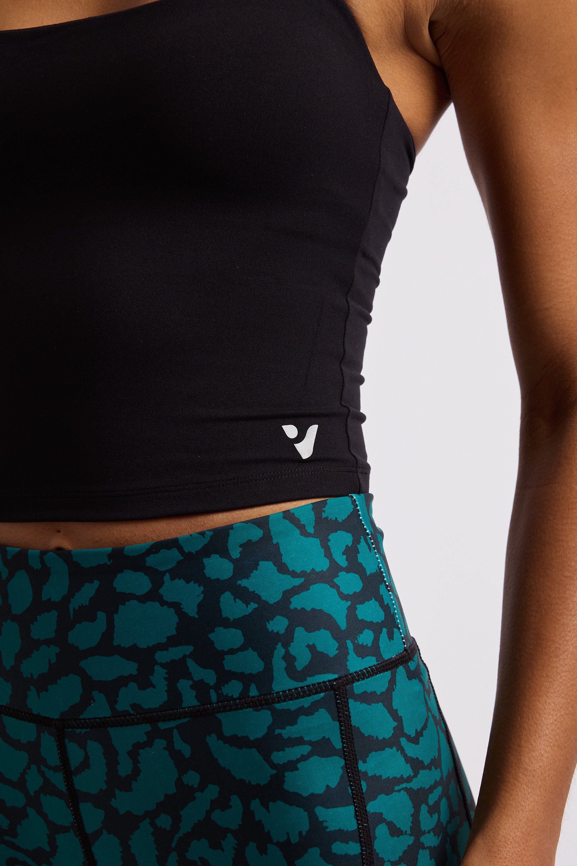 Stylish Teal Leopard Print Scarf - Fashionable Accessory for Women | Perfect for Casual Outfits, Parties & Everyday Wear