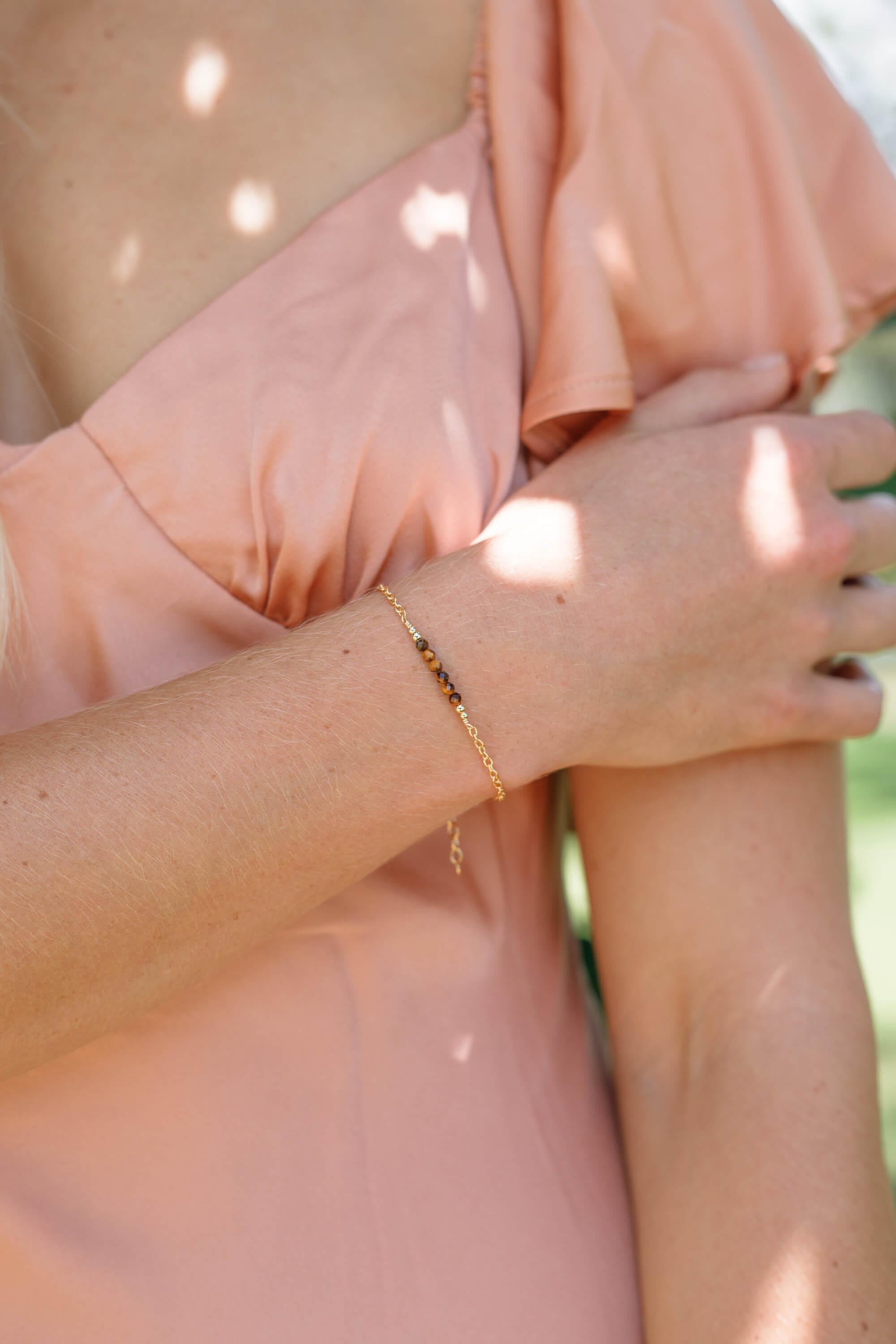 Sparkling Tiger's Eye Gemstone Faceted Bead Bar Bracelet for Women - Natural Healing Crystal Jewelry for Protection, Confidence & Good Luck - Perfect for Meditation, Yoga & Spiritual Gifts
