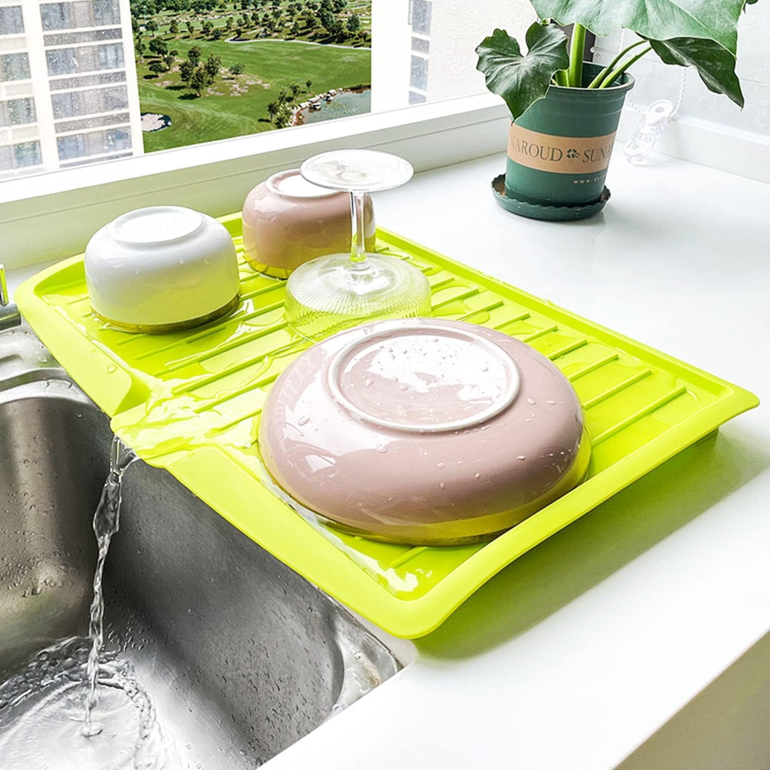 DLEST Plastic Sink Dish Drainer Tray - Sloped Drain Board with Side Drip Grooves, Multicolor Kitchen Sink Rack for Drying Dishes, Cups & Utensils - Perfect for Countertop Organization & Small Space Kitchens