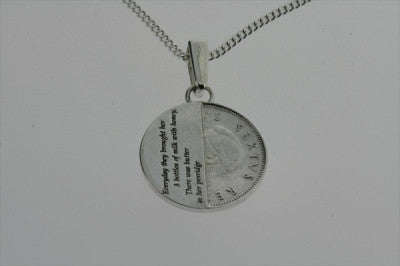 Detective Coin Pendant Necklace - 60cm Link Chain for Men & Women - Perfect for Mystery Lovers, Cosplay & Gift Giving