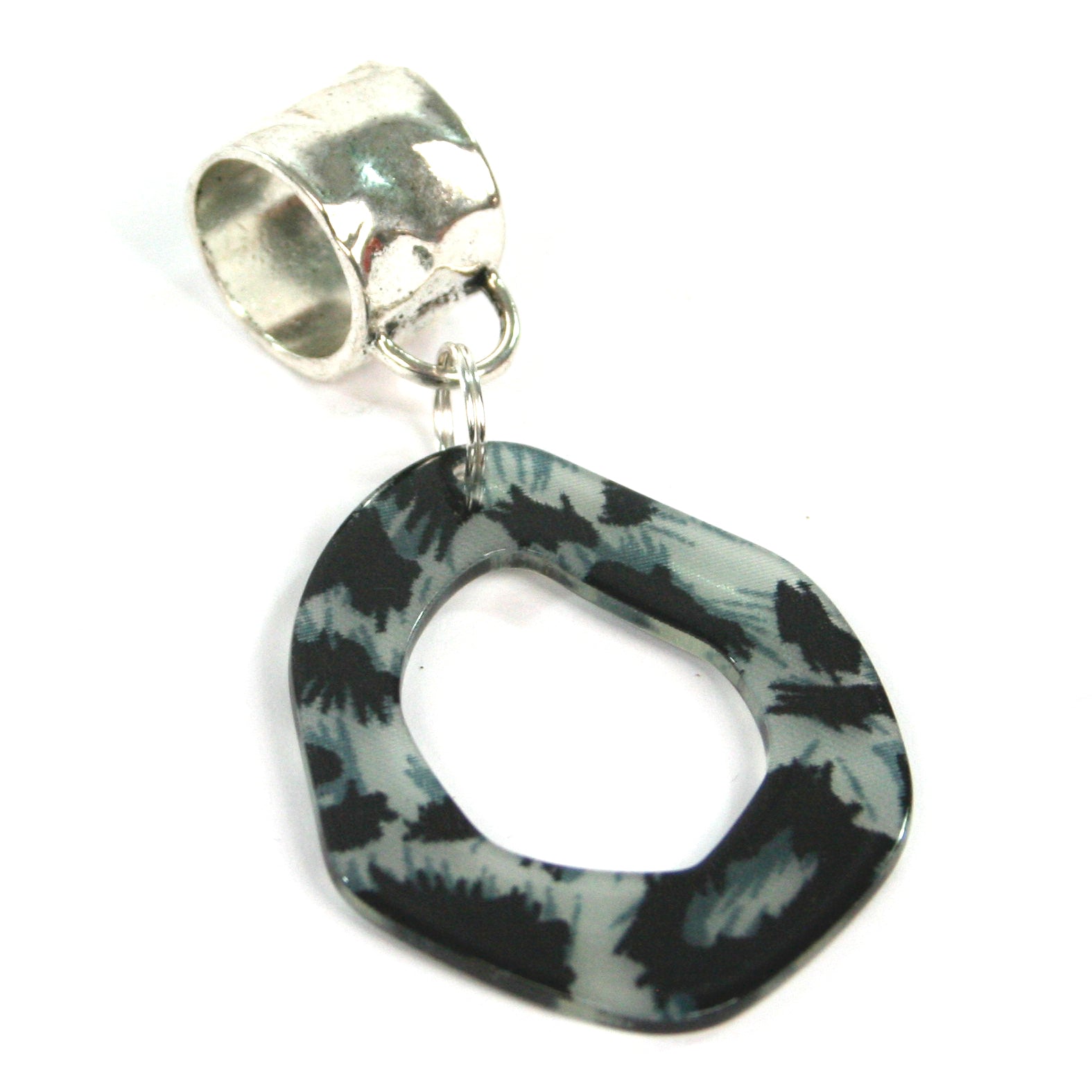 Stylish Animal Print Scarf Jewelry - Fashionable Leopard & Zebra Pattern Accessories for Women - Perfect for Parties, Date Nights & Office Wear