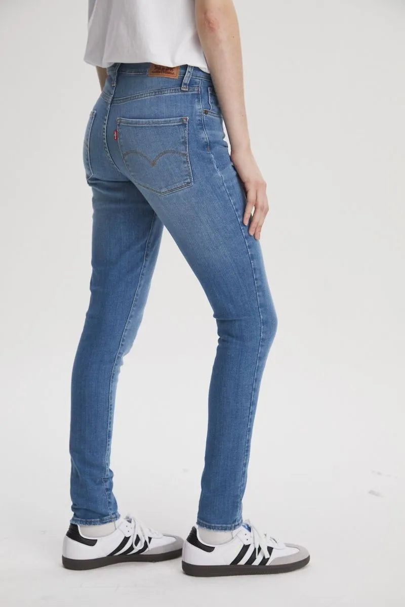 Levi's High Rise Skinny Jeans for Women - Slim Fit Stretch Denim Pants | Perfect for Casual Wear, Office Outfits & Night Out Looks