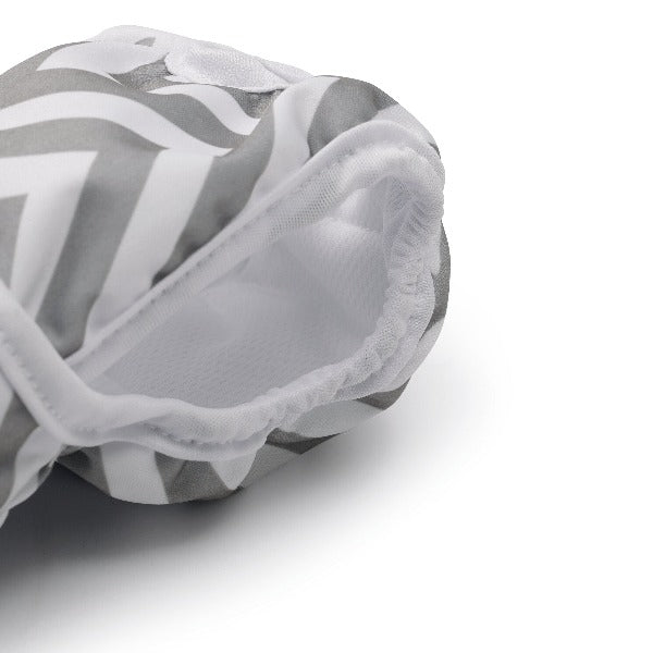 Washable Female Dog Diapers for Pets - Reusable & Absorbent Puppy Pants for Small to Medium Dogs - Perfect for House Training, Incontinence & Travel Use