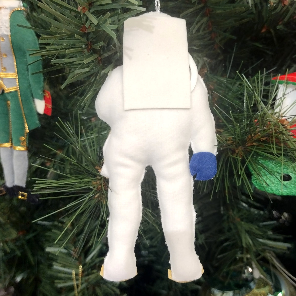 NASA Astronaut Ornament - Collectible Space-Themed Christmas Tree Decoration for Holiday & Home Decor