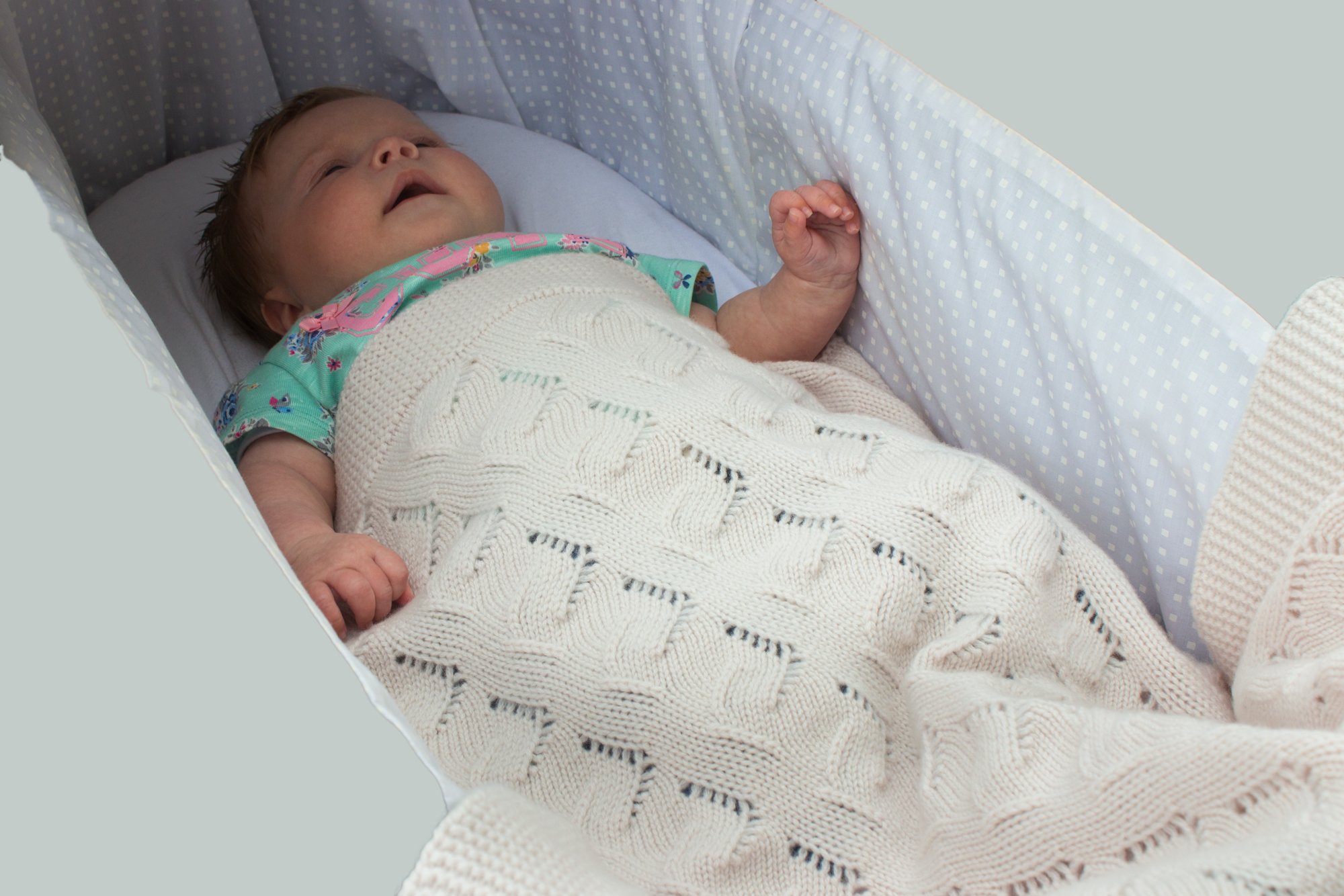 Luxury 100% Cashmere Baby Blanket for Girls - Handmade in Scotland - Soft Pink Premium Blanket - Perfect for Nursery, Gift & Travel - RRP $300