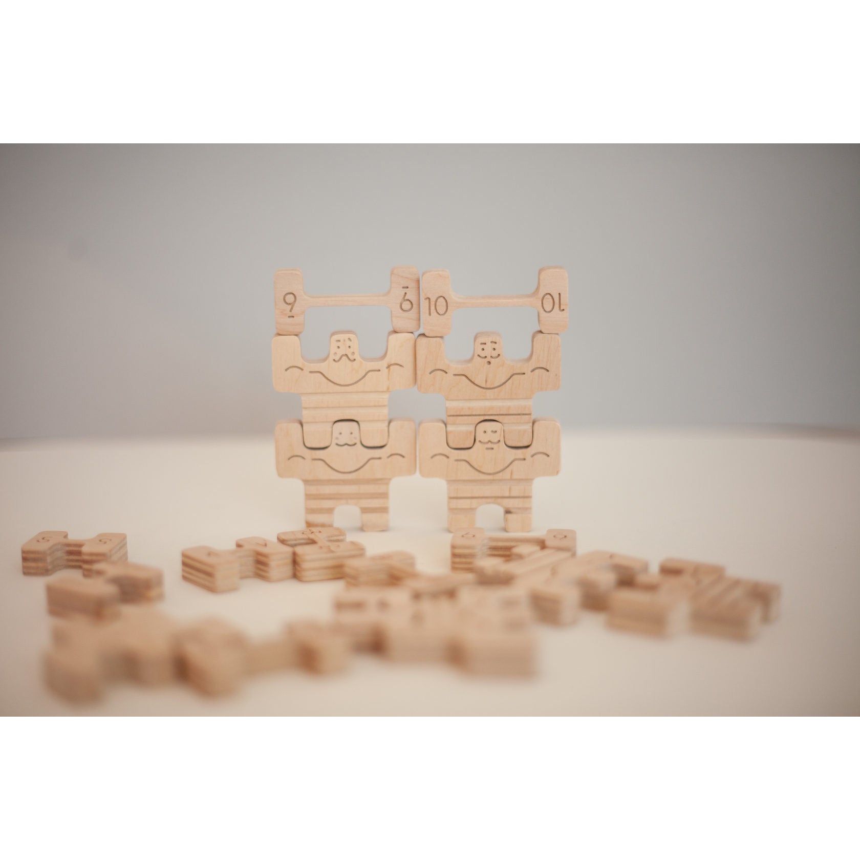 Babai Wooden Circus Athletes Construction Toy Set - Creative Building Blocks for Kids, STEM Learning, Pretend Play & Party Favors - Perfect for Birthday Gifts, Classroom Activities & Family Game Nights