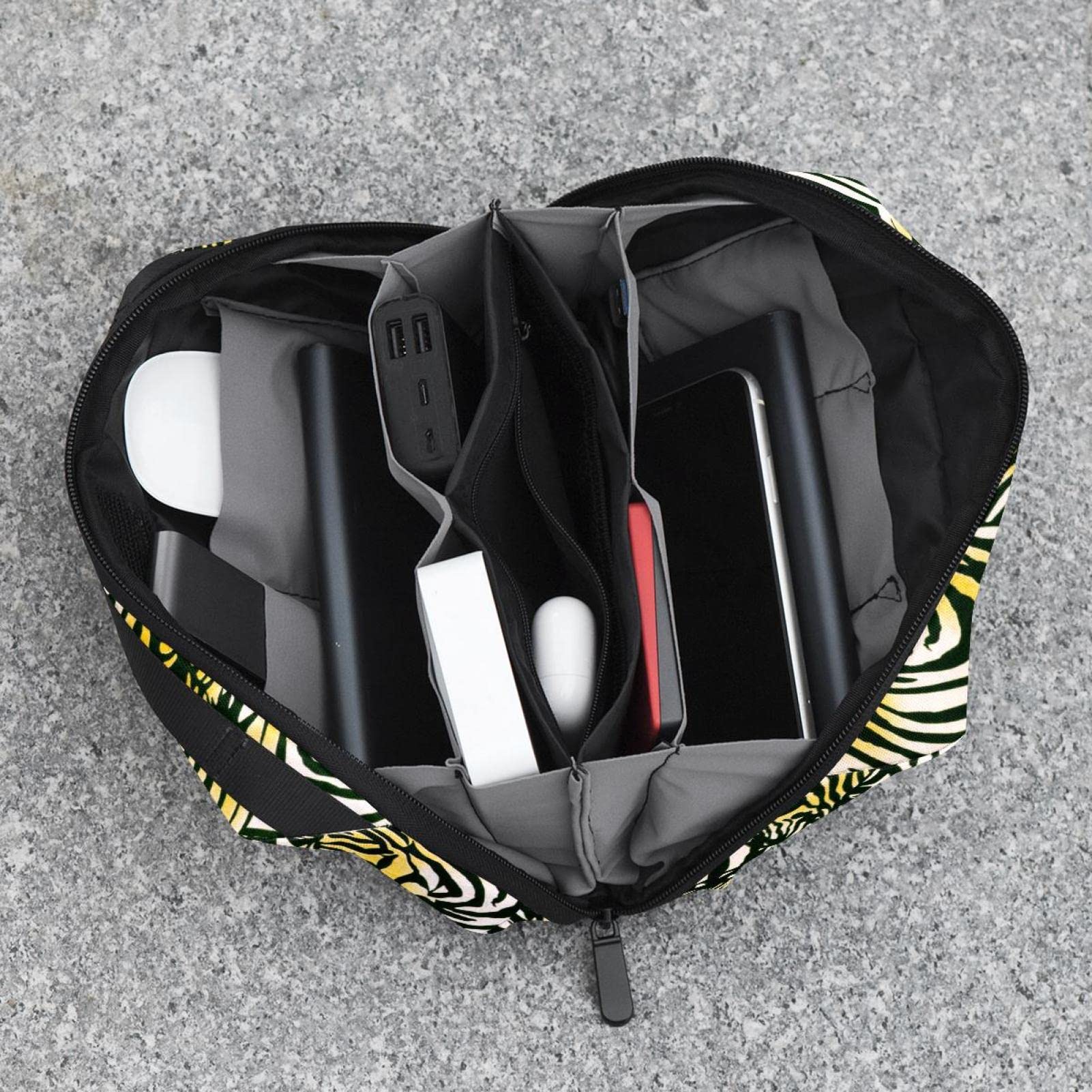 Portable Digital Makeup Bag - Waterproof Cosmetic Organizer with Animal Print for Travel & Daily Use | Perfect for Makeup Artists & Beauty Enthusiasts