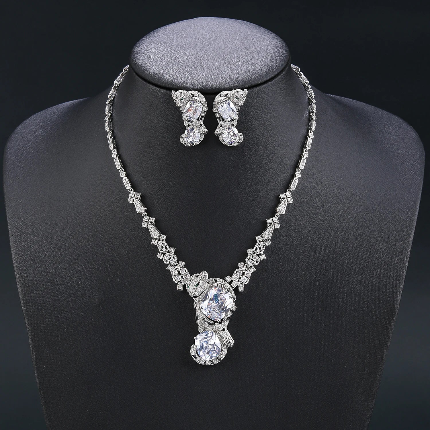 Wholesale Retro Cubic Zirconia Leopard Necklace & Earrings Set for Women - Fashion Animal Jewelry Gift for Party, Date Night & Special Occasions