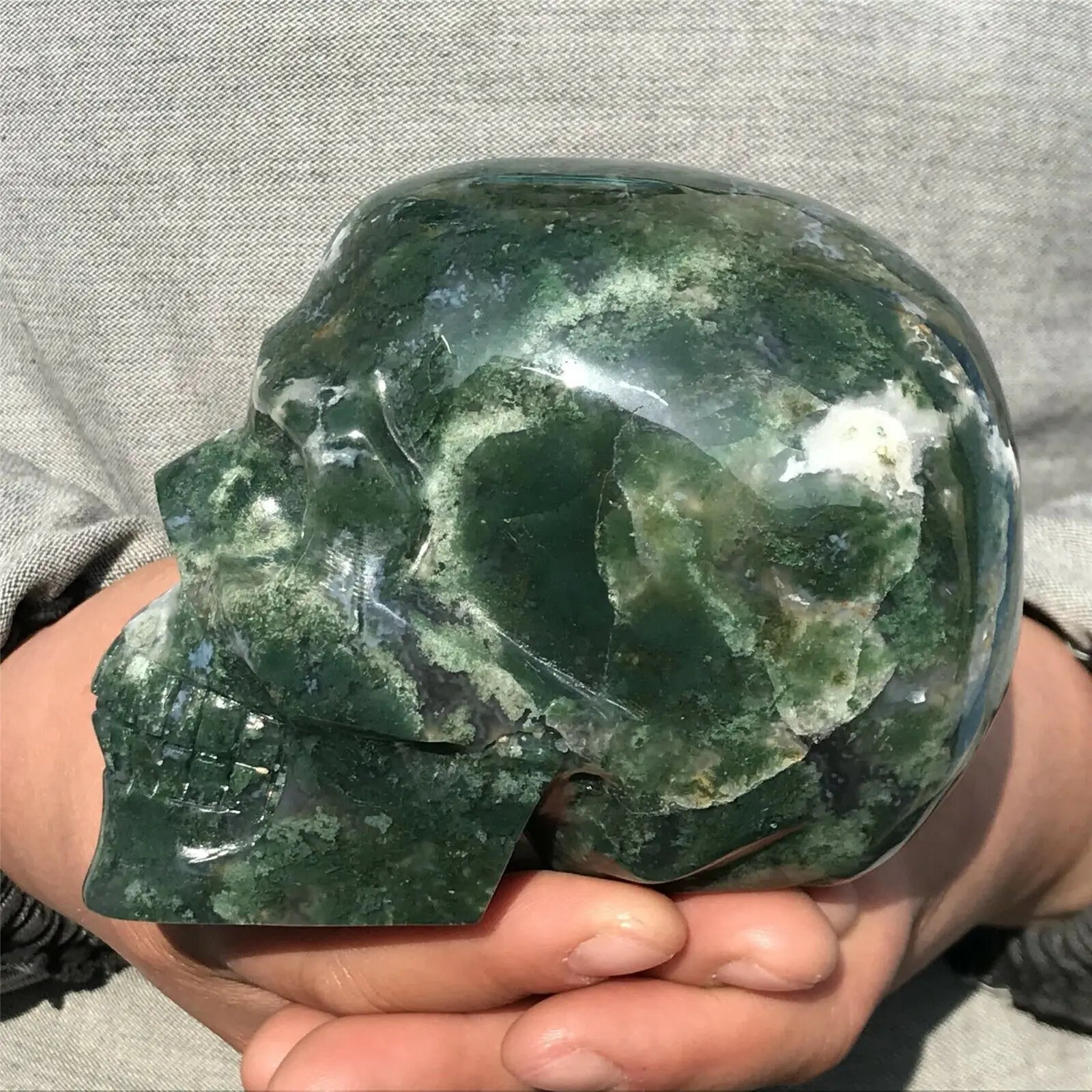 Natural Moss Agate Skull Crystal Quartz Mineral Specimen - Healing Energy Stone for Reiki, Meditation & Spiritual Decor - Unique Gemstone Gift for Collectors & Holistic Practitioners