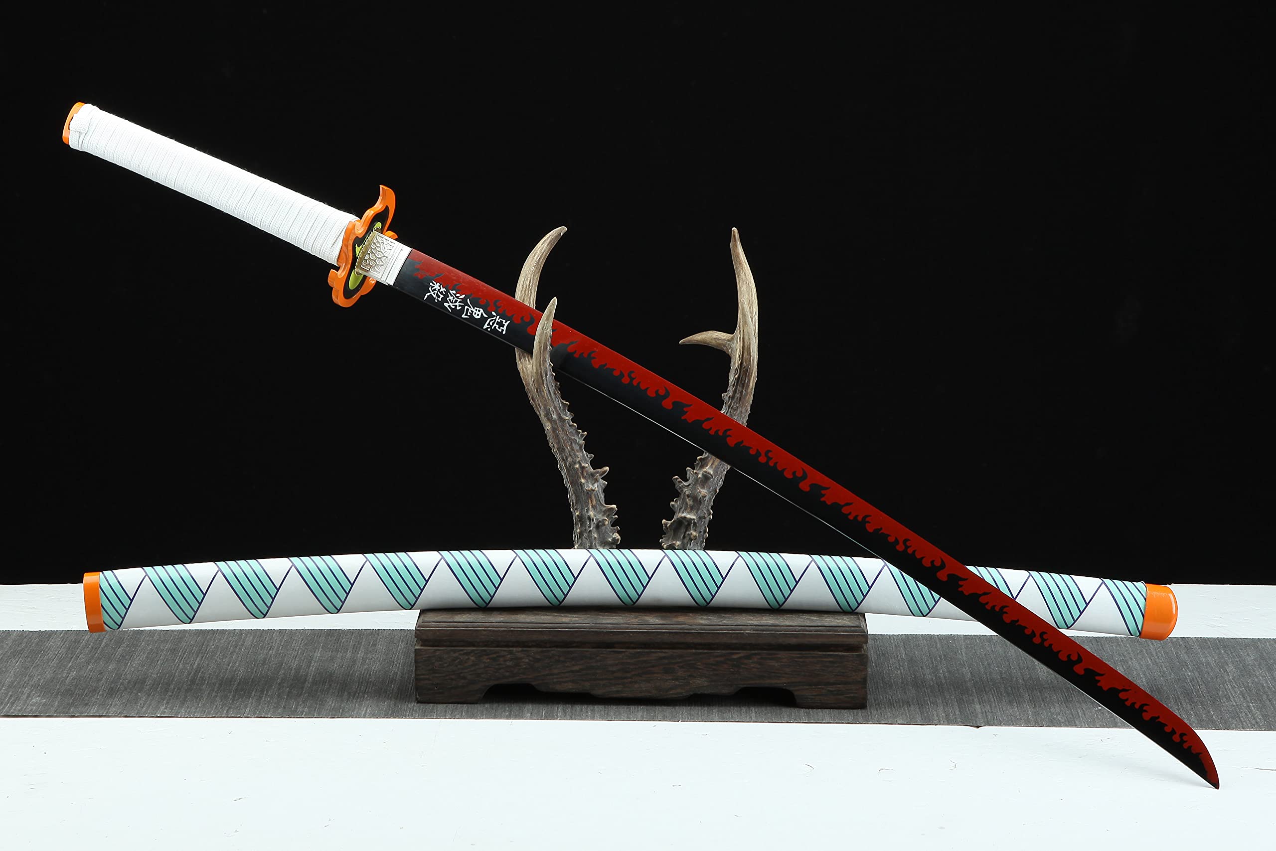 Demon Slayer Katana Sword - Kimetsu no Yaiba Anime Replica - Tanjiro Kamado & Shinobu Kochou Cosplay Prop - High Carbon Steel Blade - Perfect for Anime Conventions, Halloween Costumes & Collector's Display