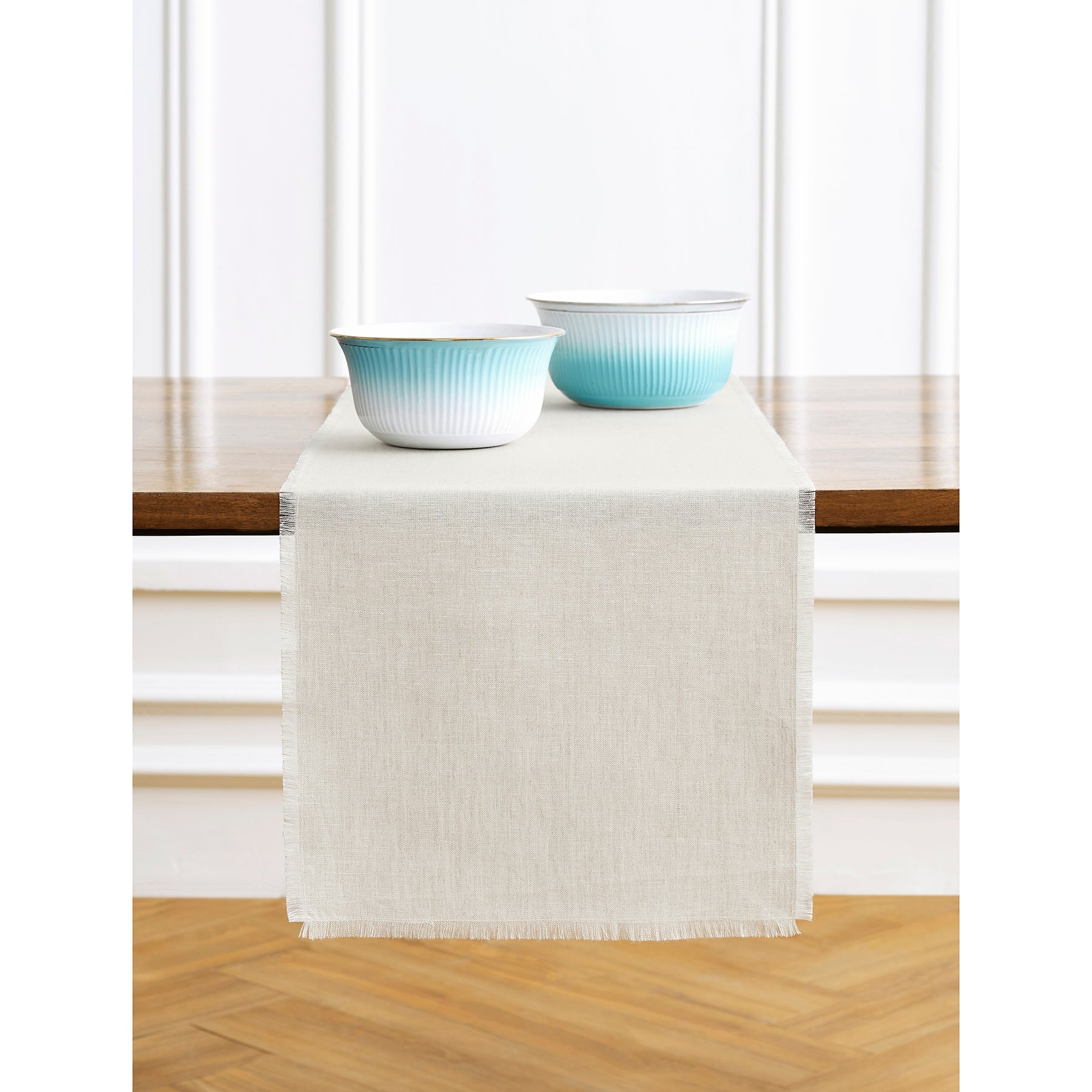Elegant Fringe Table Runner for Dining Room Decor - Perfect for Weddings, Parties, and Home Decoration