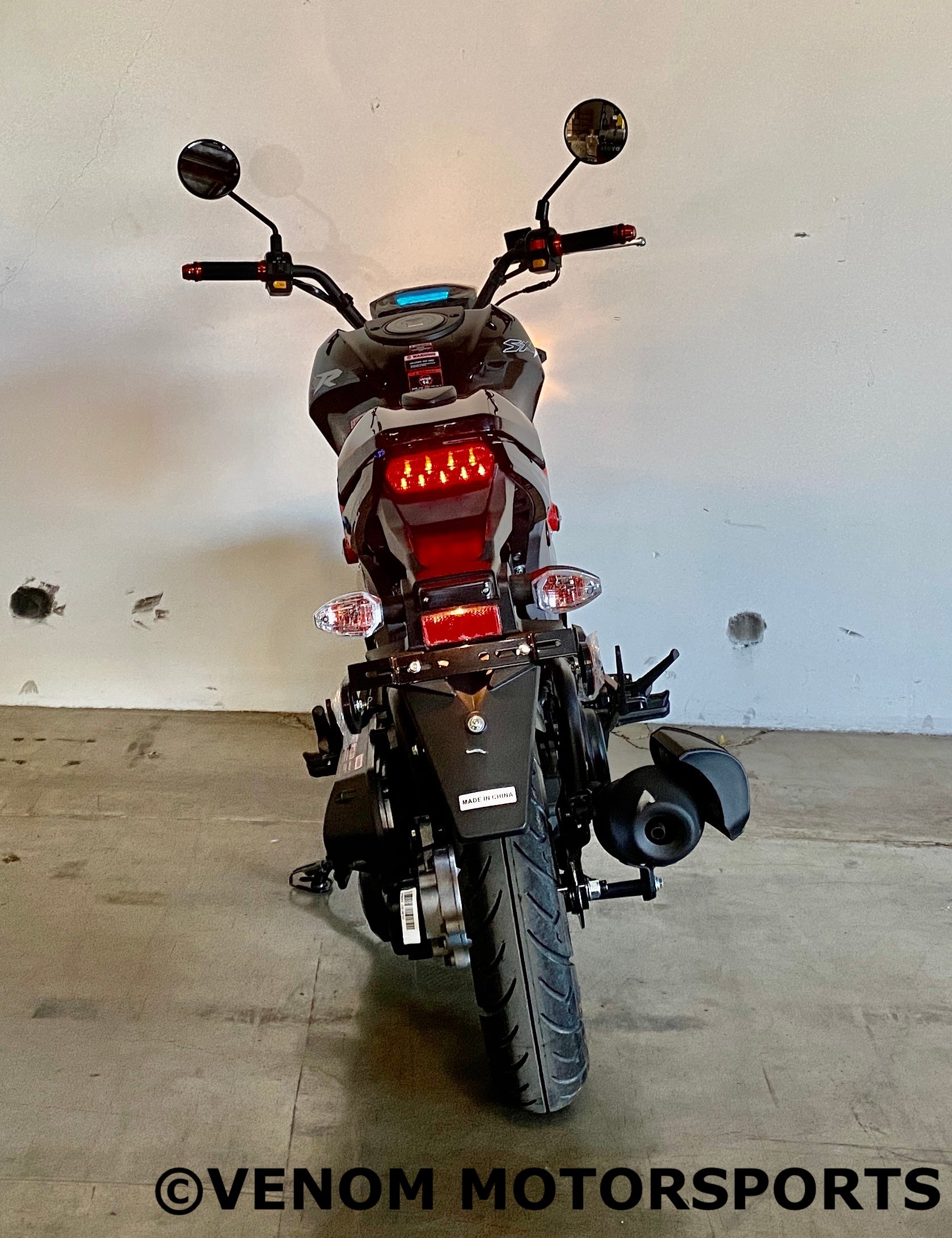 Venom X21 50cc Gas Scooter - Automatic Transmission Moped for Adults - Commuter & Leisure Riding