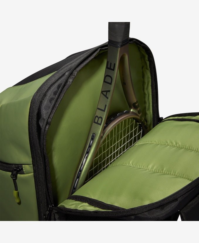 Wilson Blade V8 Super Tour Backpack - Premium Tennis Bag for Pros & Enthusiasts | Durable, Spacious Design for Rackets & Gear | Perfect for Tournaments, Training & Travel