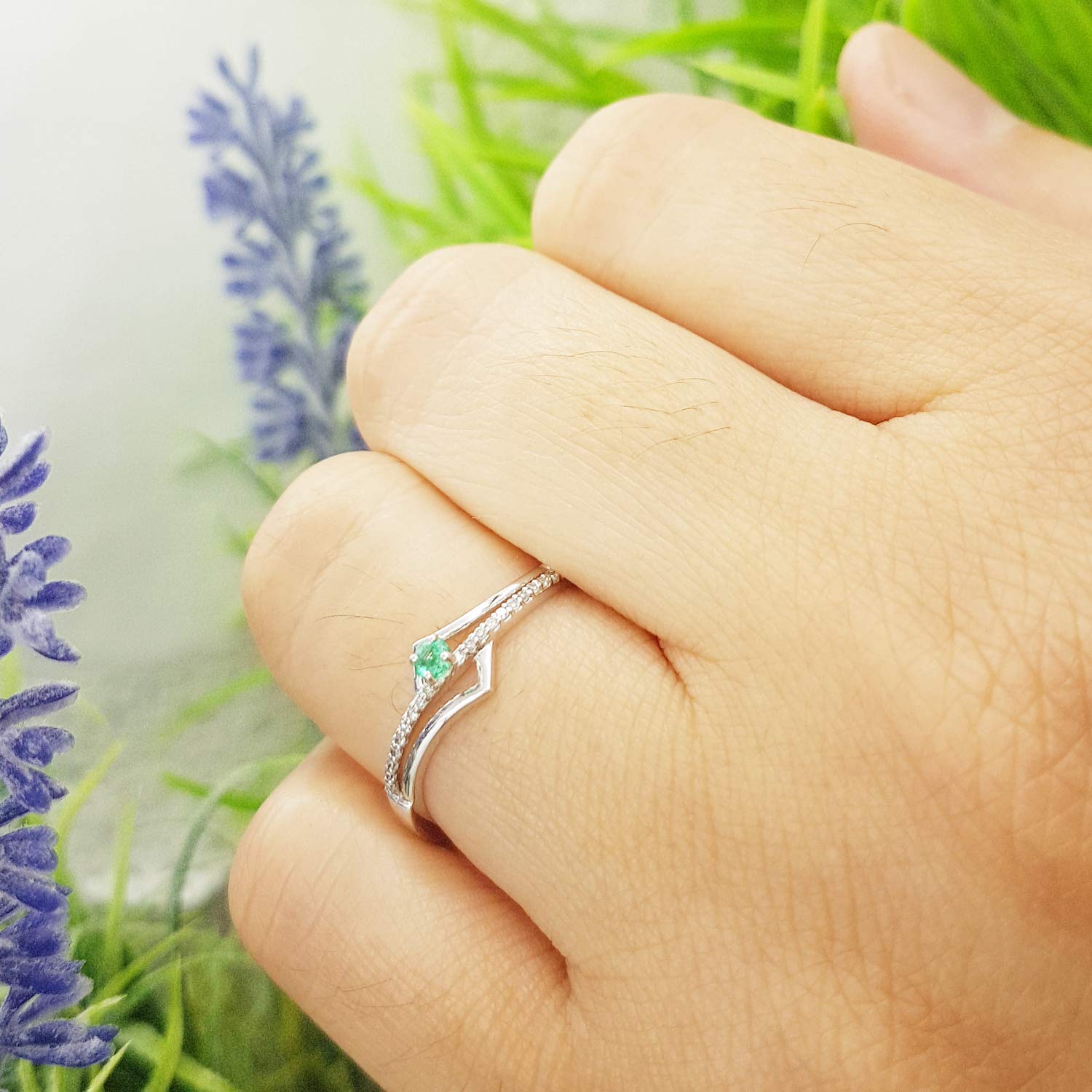 18K Solid White Gold Emerald and Diamond Wave Bridal Engagement Ring for Women - Perfect for Proposals, Anniversaries & Romantic Occasions | Dazzlingrock Collection