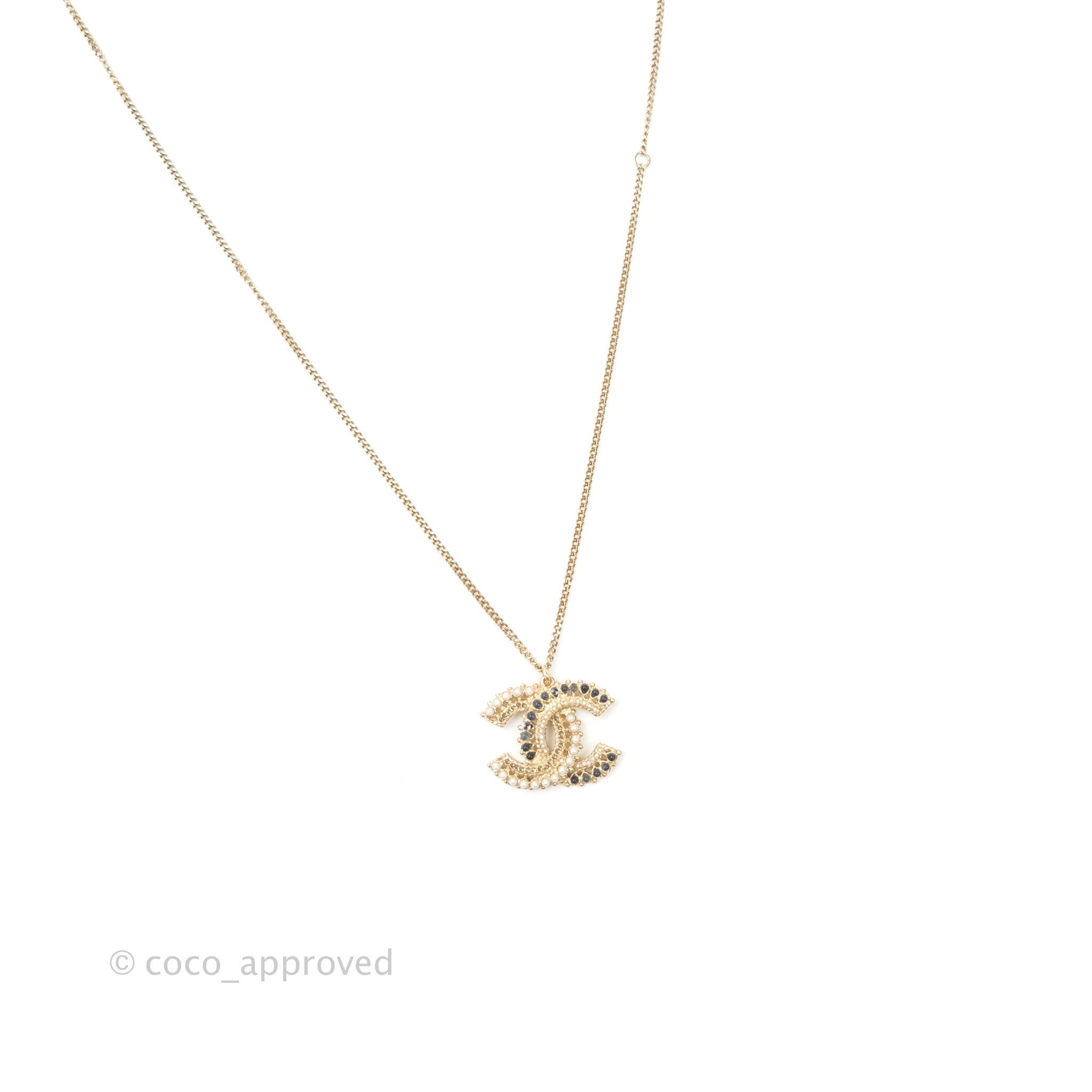 Chanel CC Pearl Pendant Necklace 18K Gold Tone Luxury Jewelry for Women - Perfect for Parties, Weddings & Special Occasions
